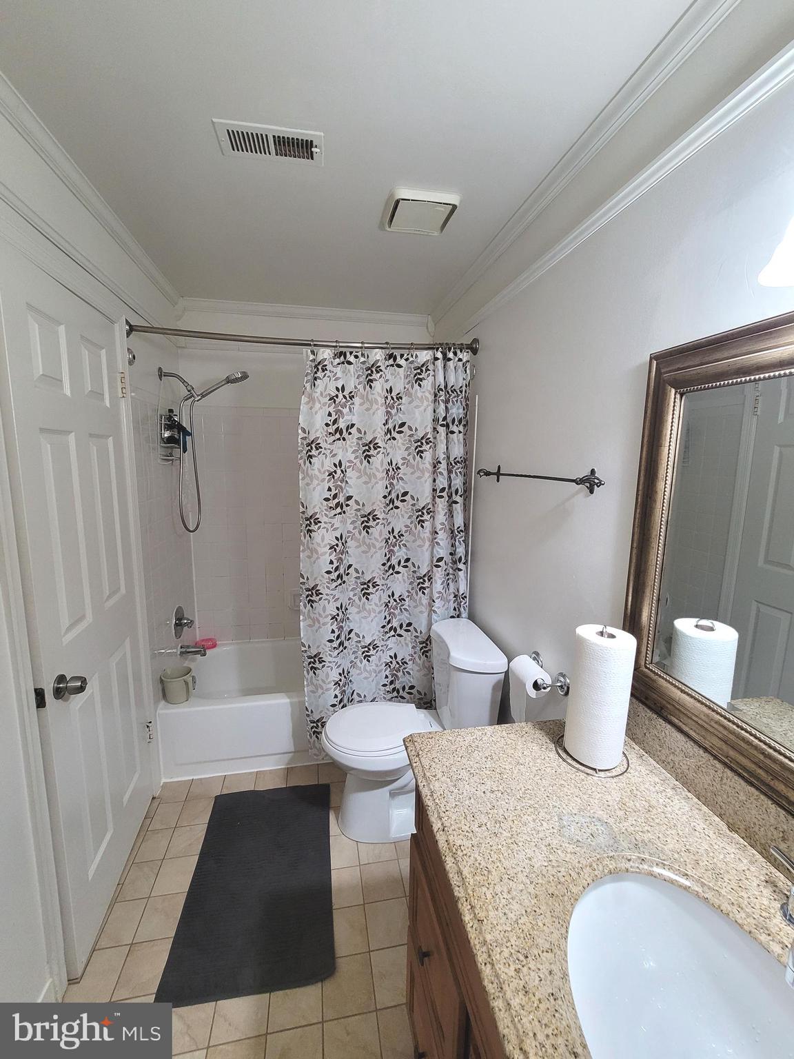 BATTERY HEIGHTS - Residential Lease