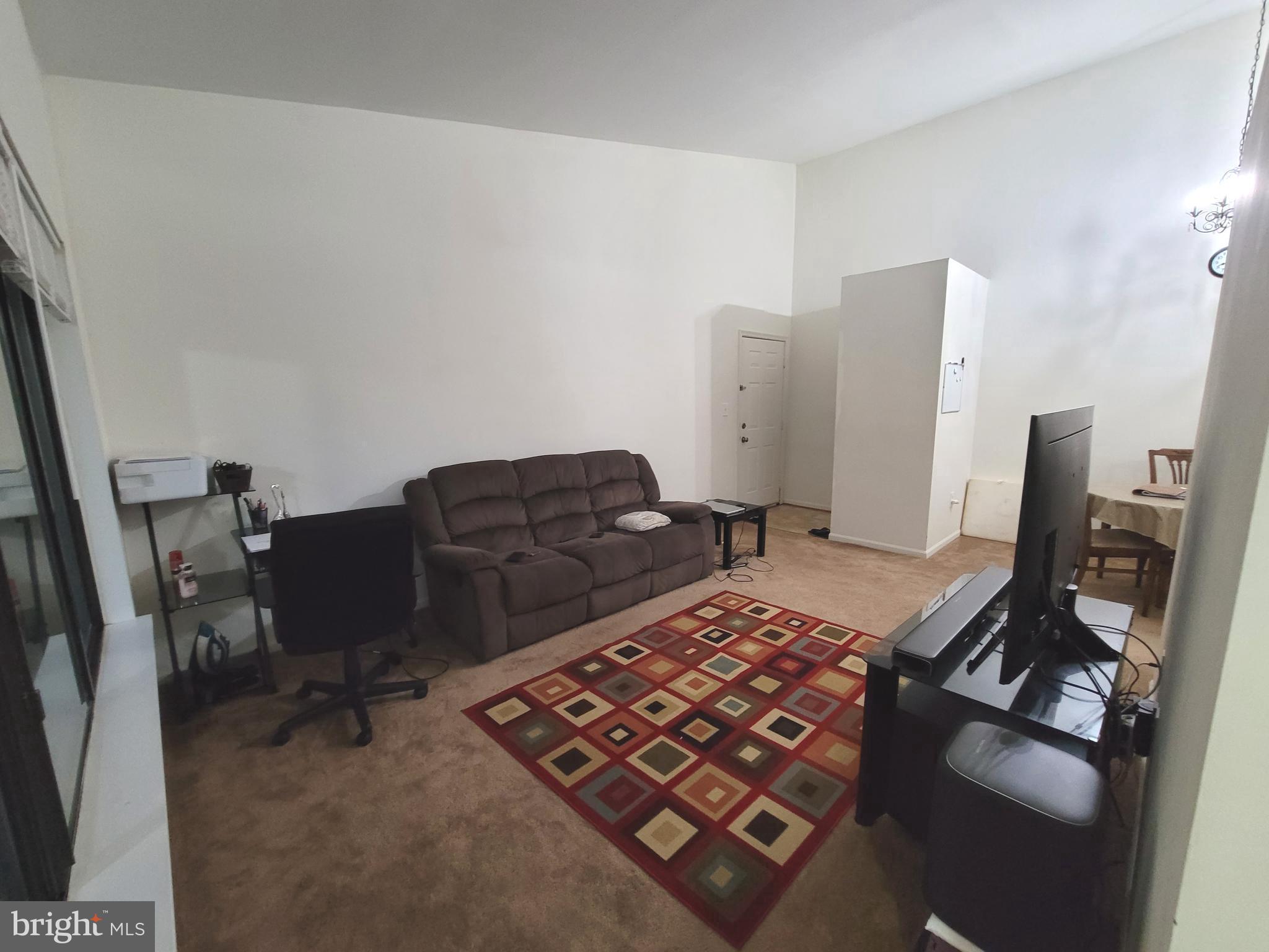 BATTERY HEIGHTS - Residential Lease