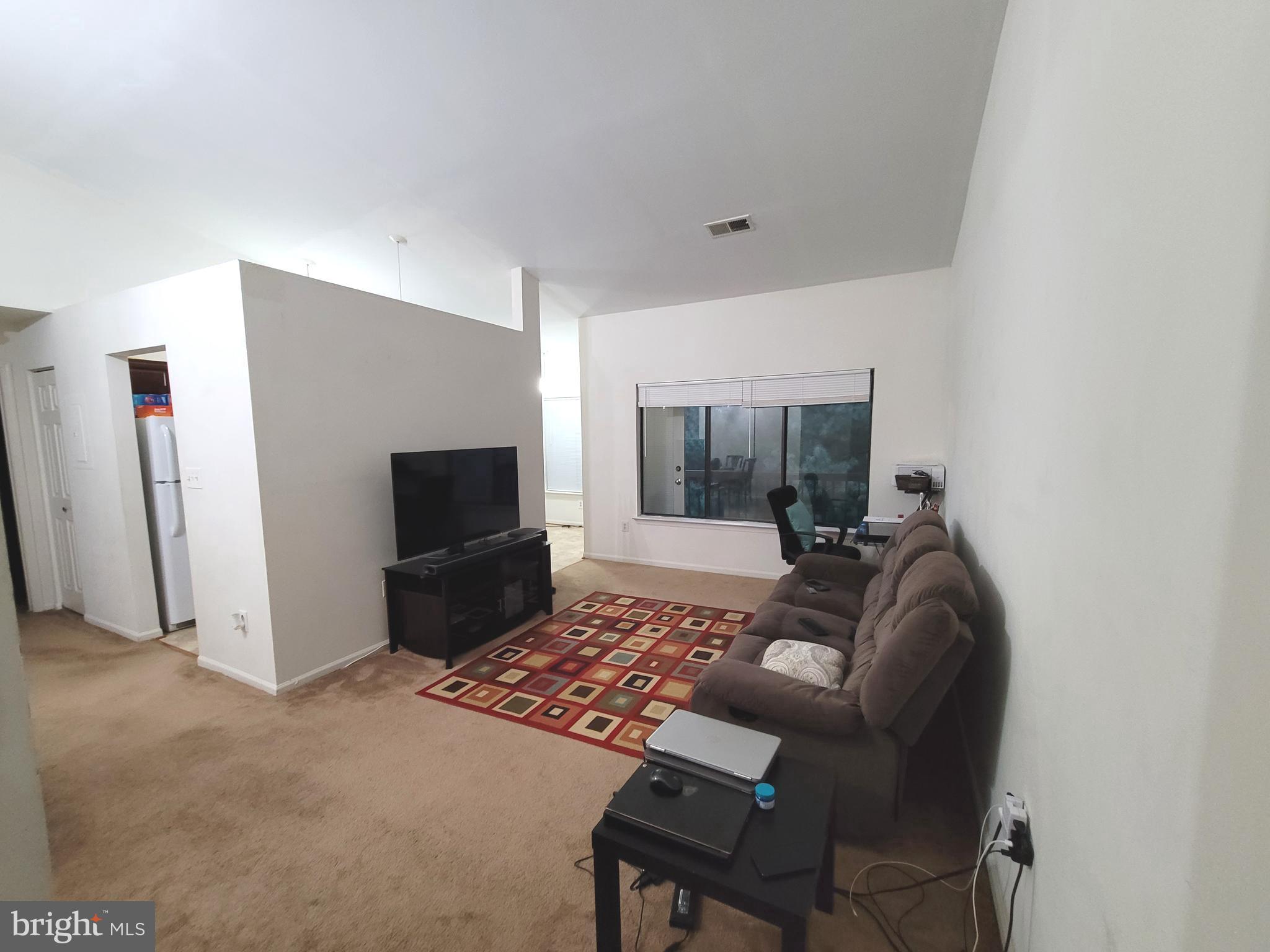 BATTERY HEIGHTS - Residential Lease