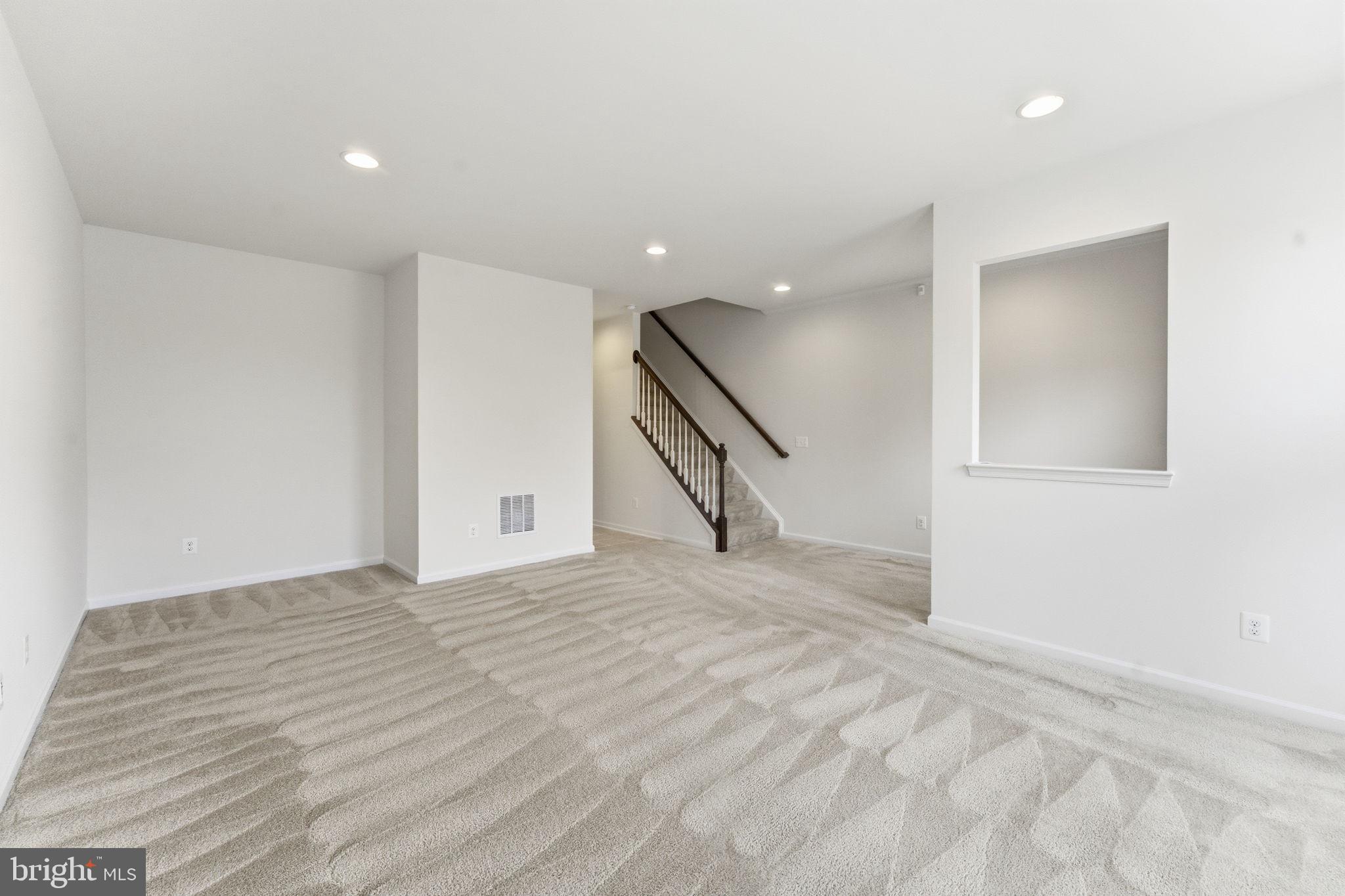 BRAMBLETON - Residential