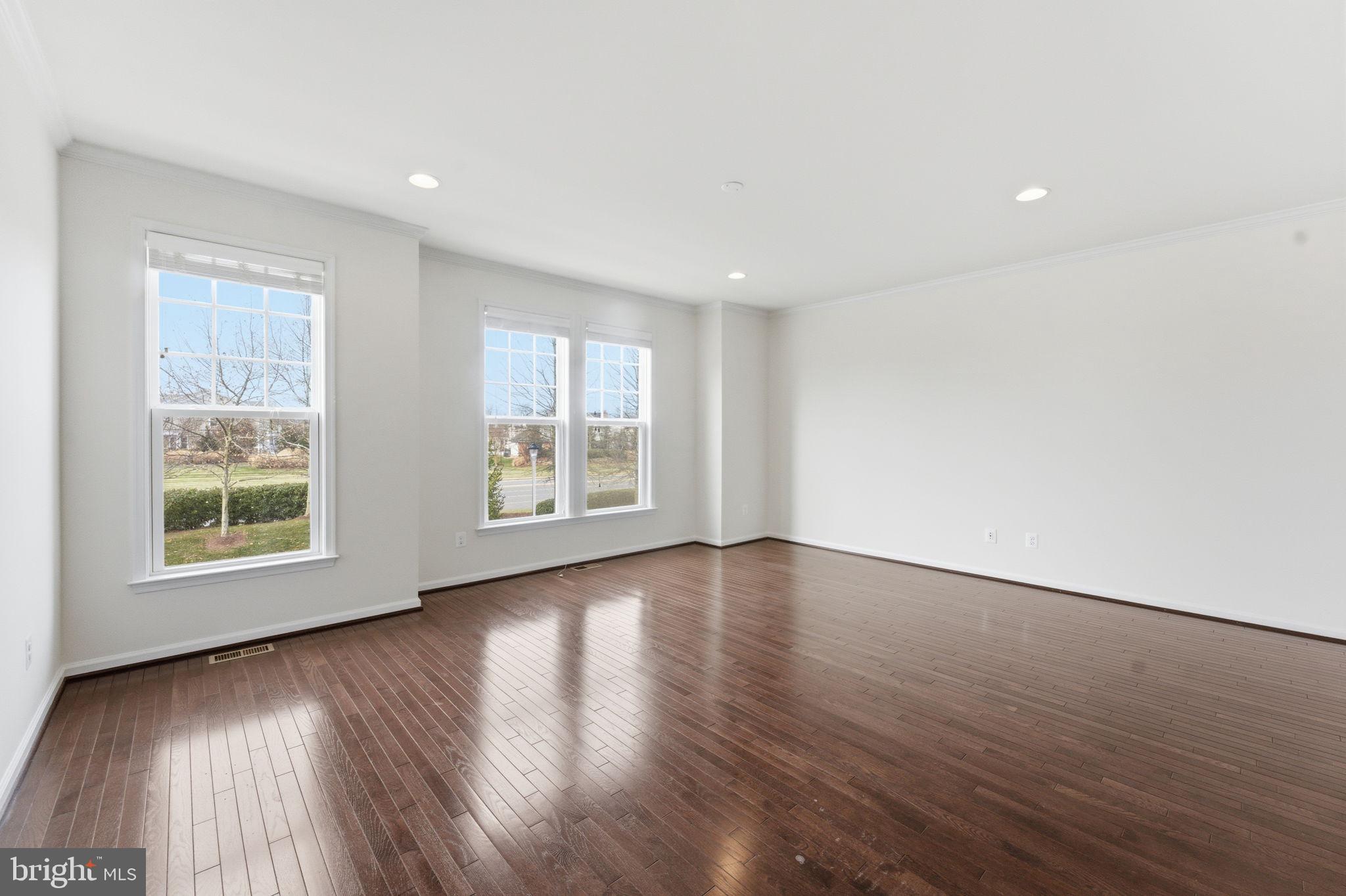 BRAMBLETON - Residential