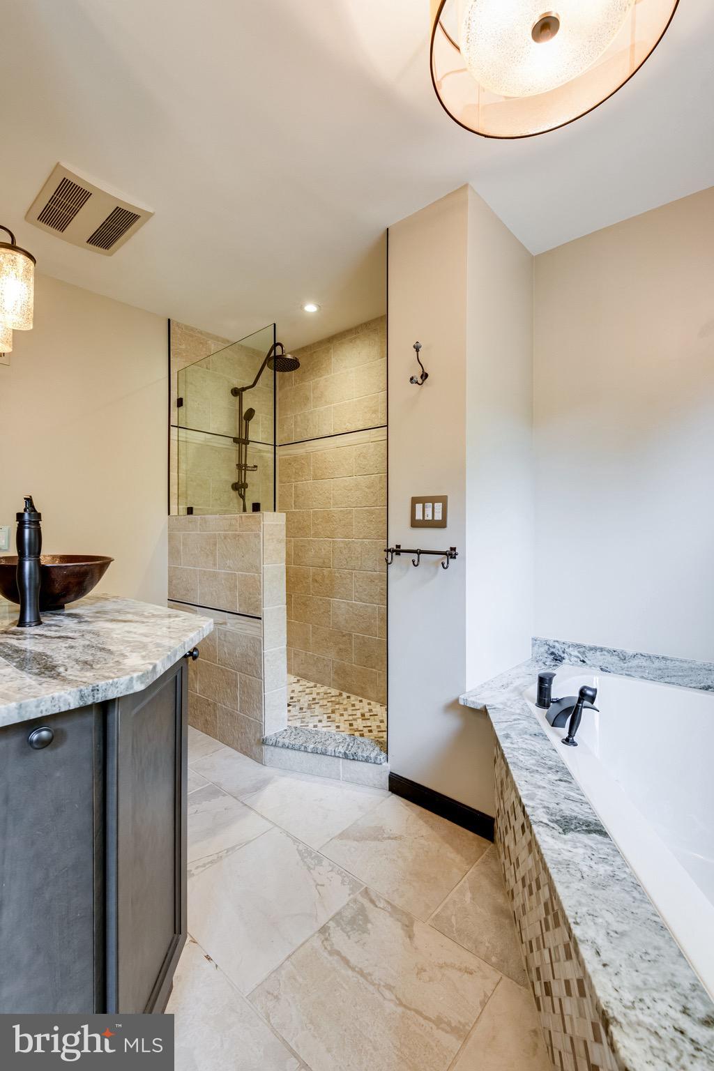 BERKSHIRE EAST - Residential Lease