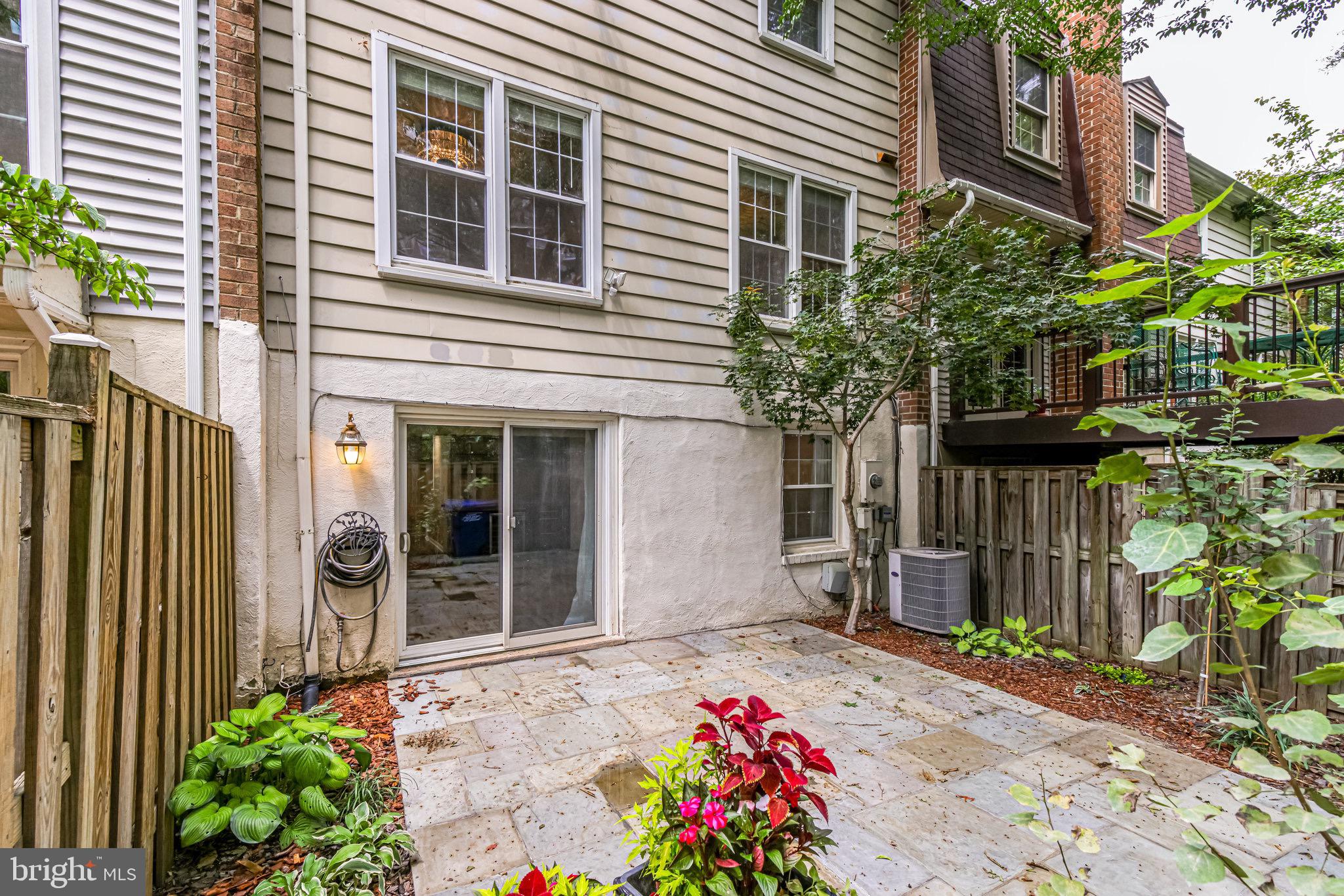 BERKSHIRE EAST - Residential Lease