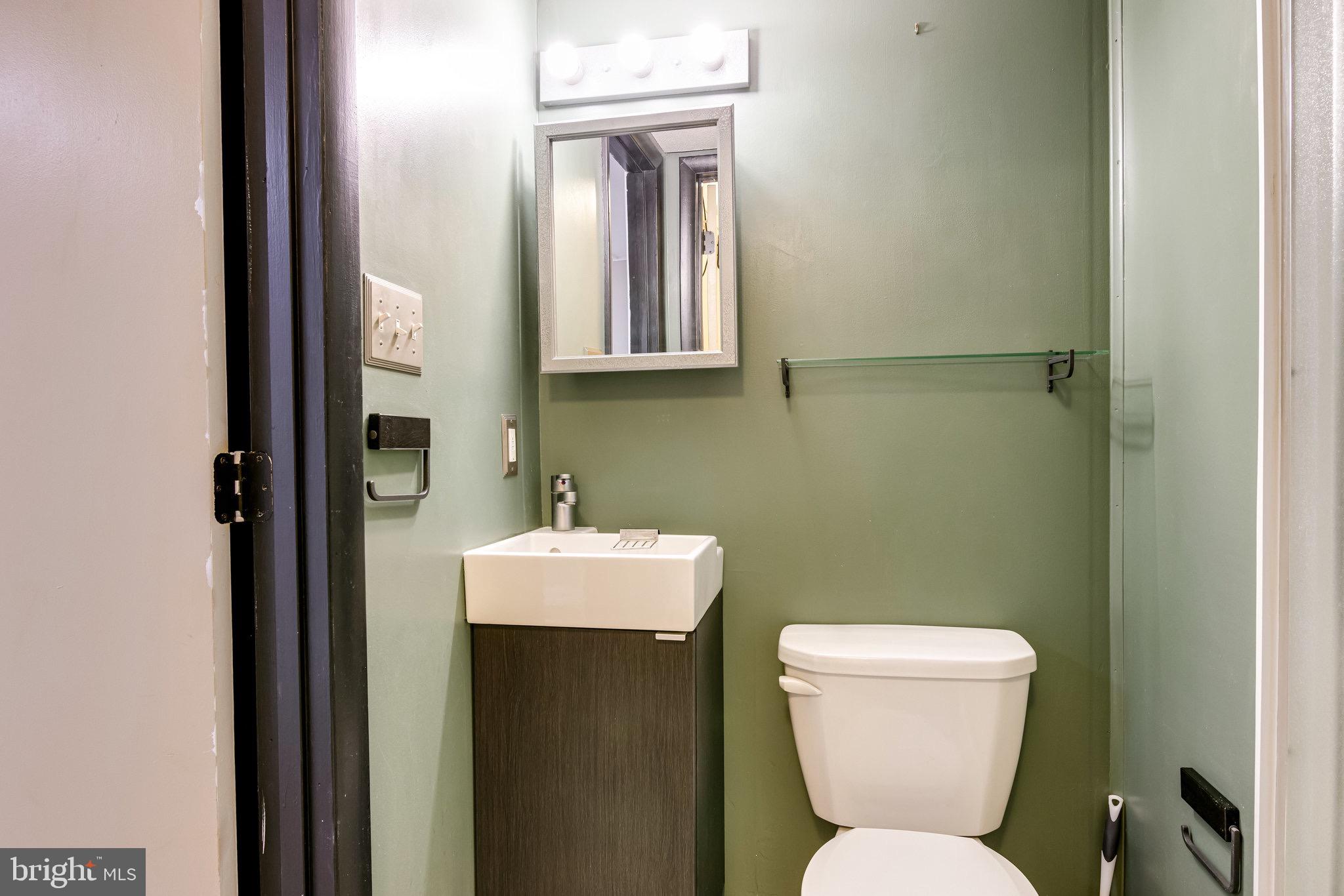 BERKSHIRE EAST - Residential Lease