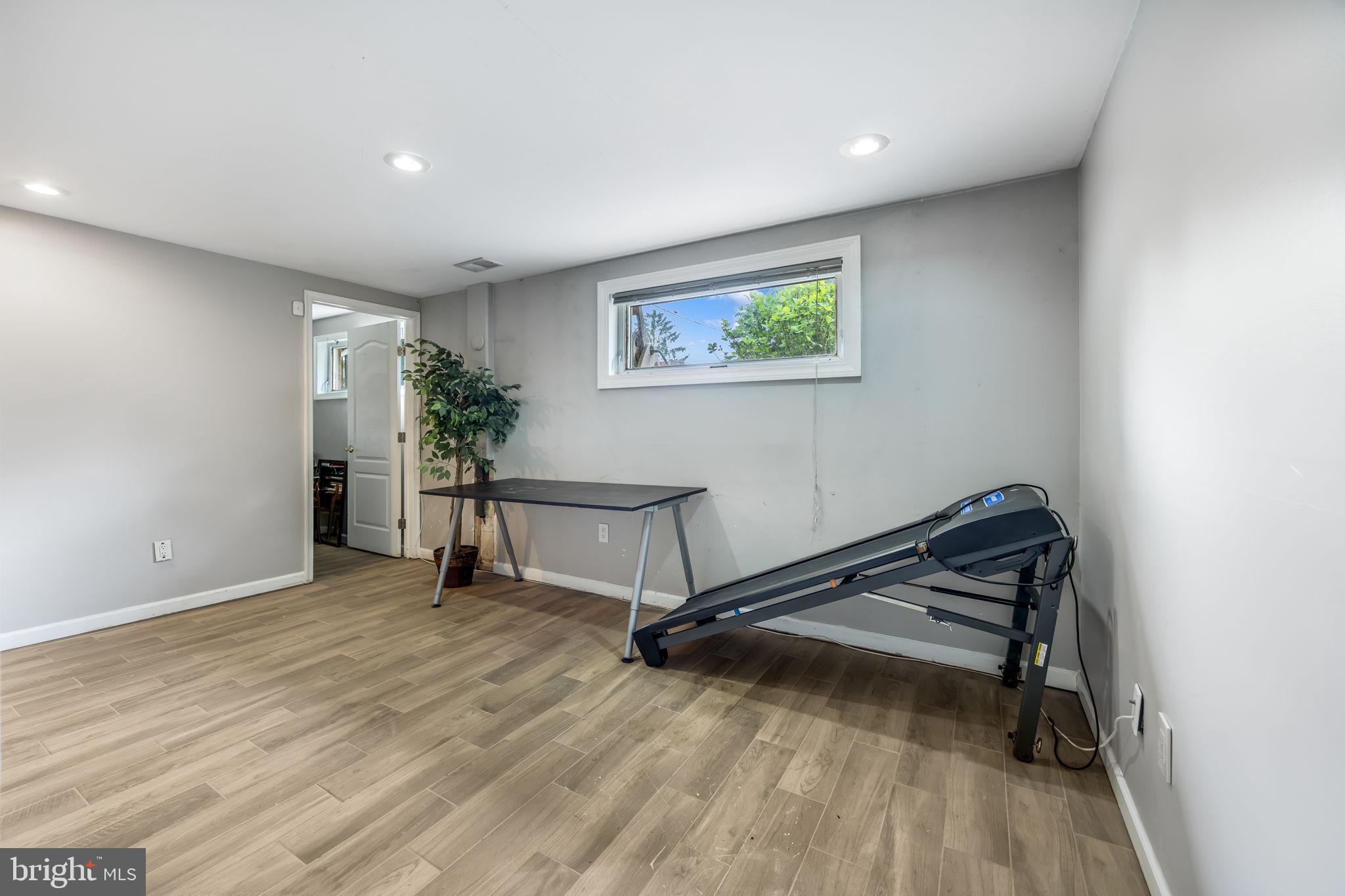 KINGS PARK - Residential