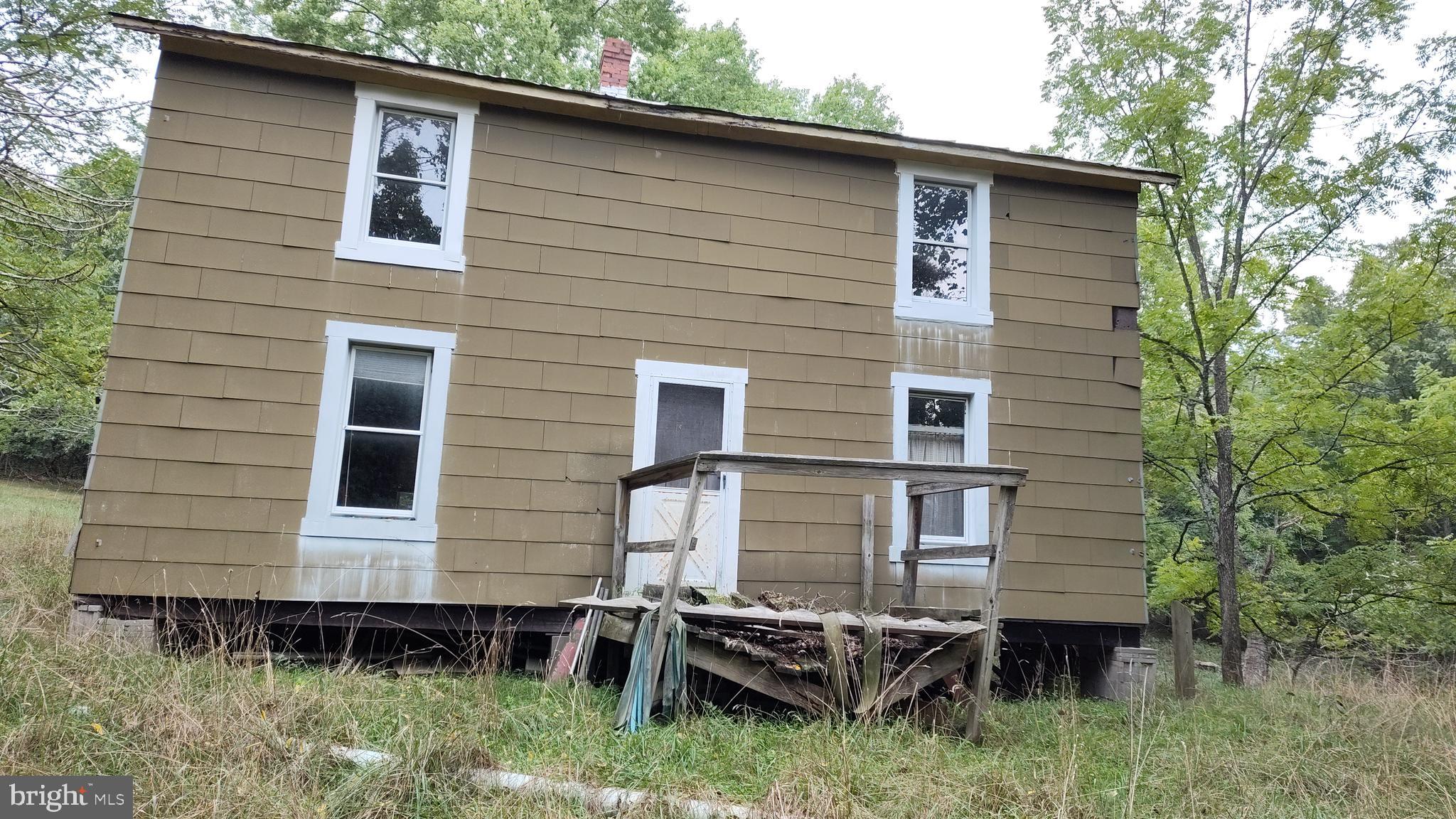 LEVELS VIEW - Residential