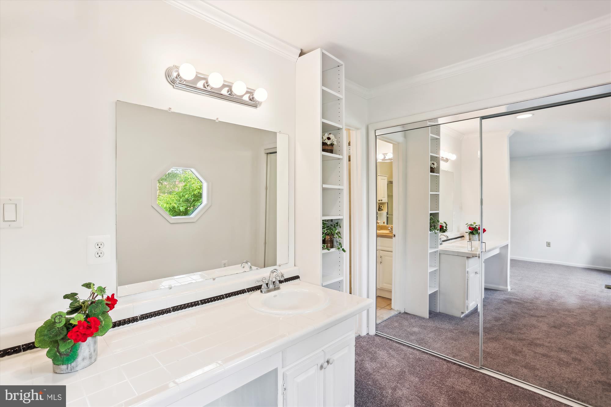 INVERNESS KNOLLS - Residential