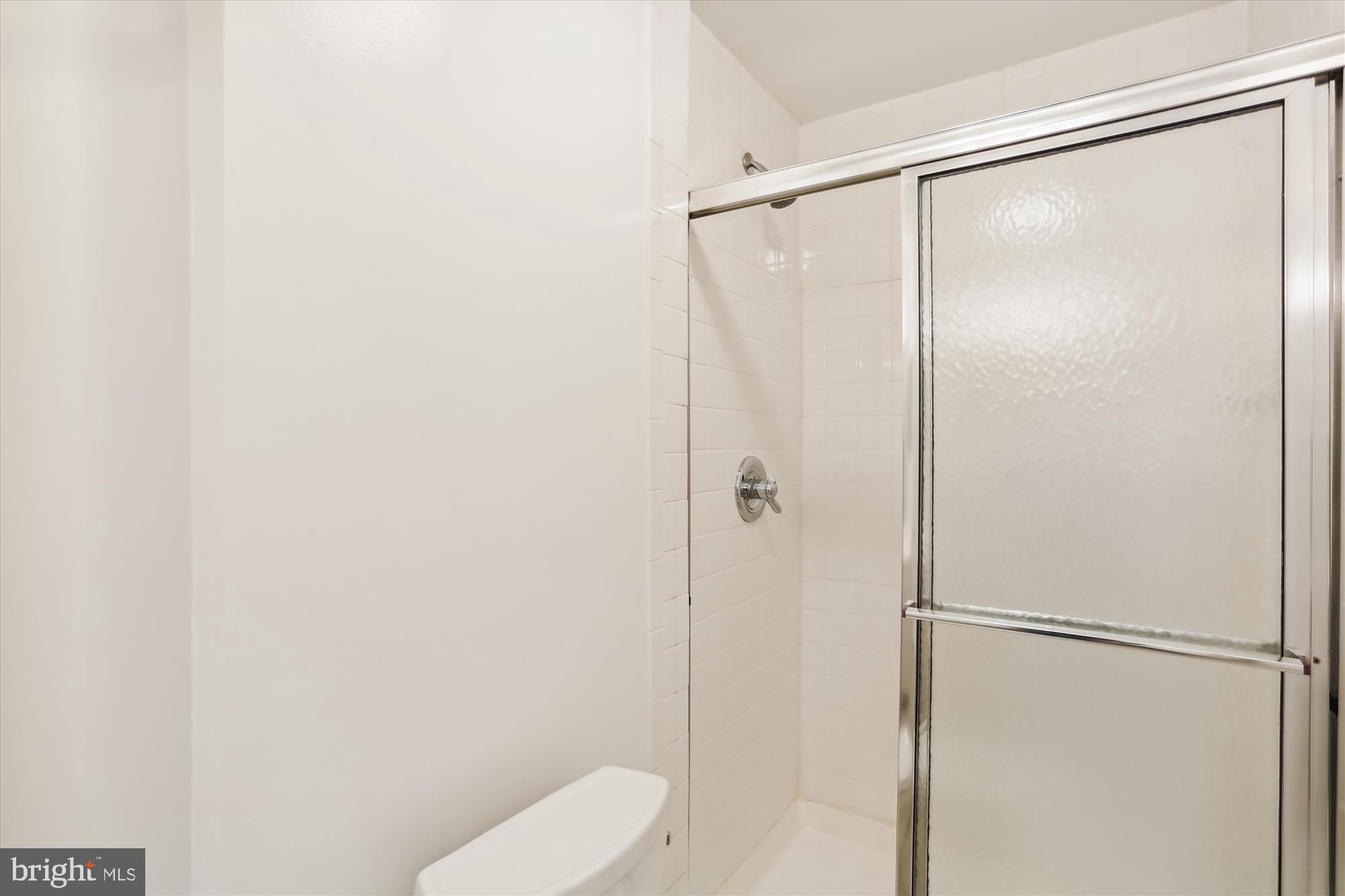 INVERNESS KNOLLS - Residential