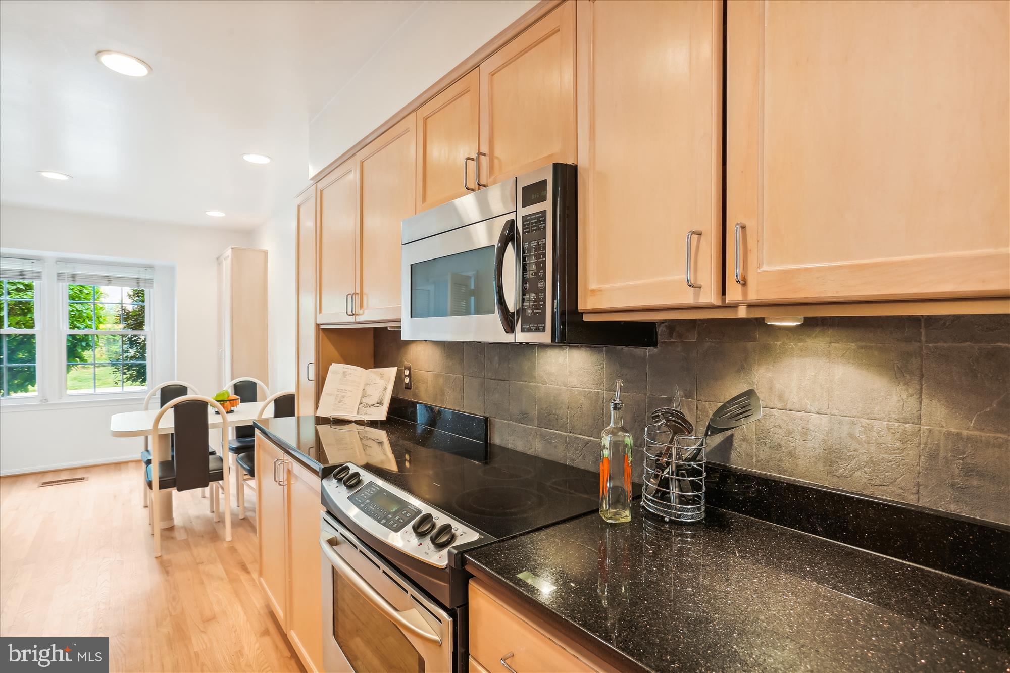 INVERNESS KNOLLS - Residential