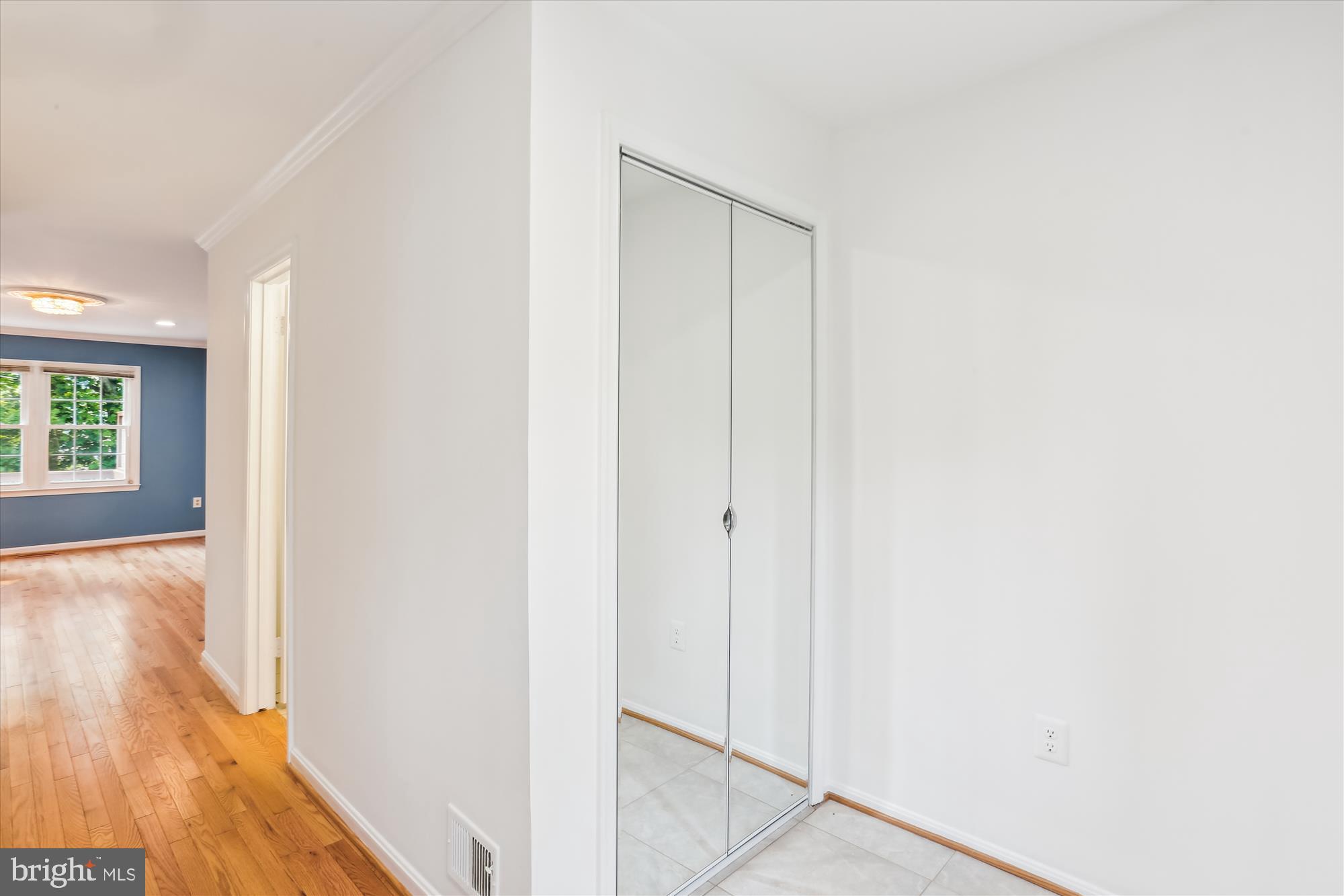 INVERNESS KNOLLS - Residential