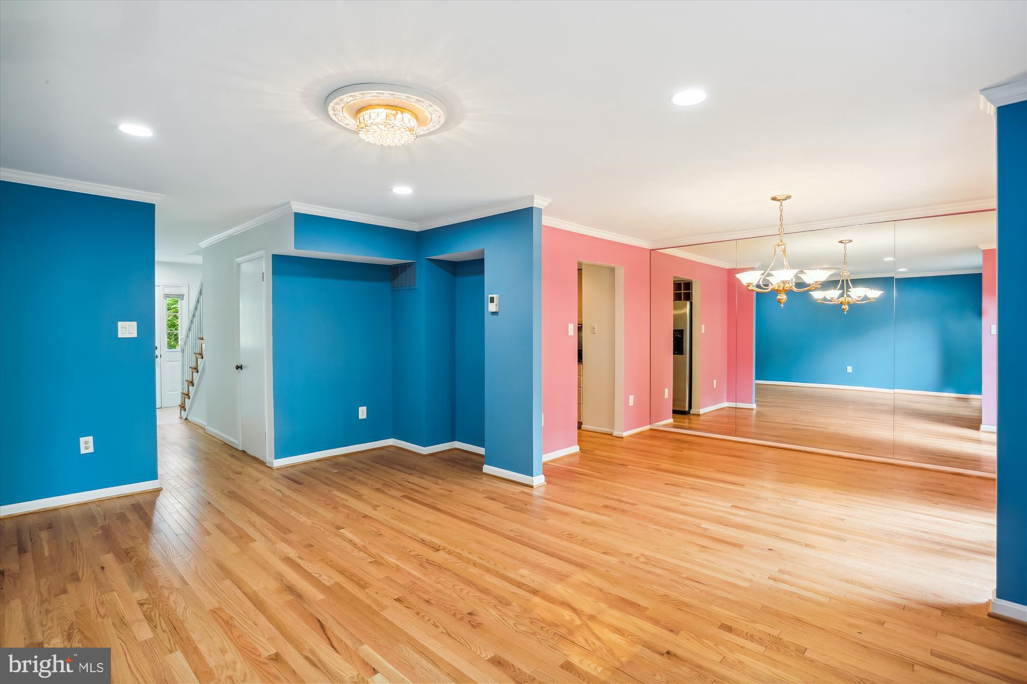 INVERNESS KNOLLS - Residential