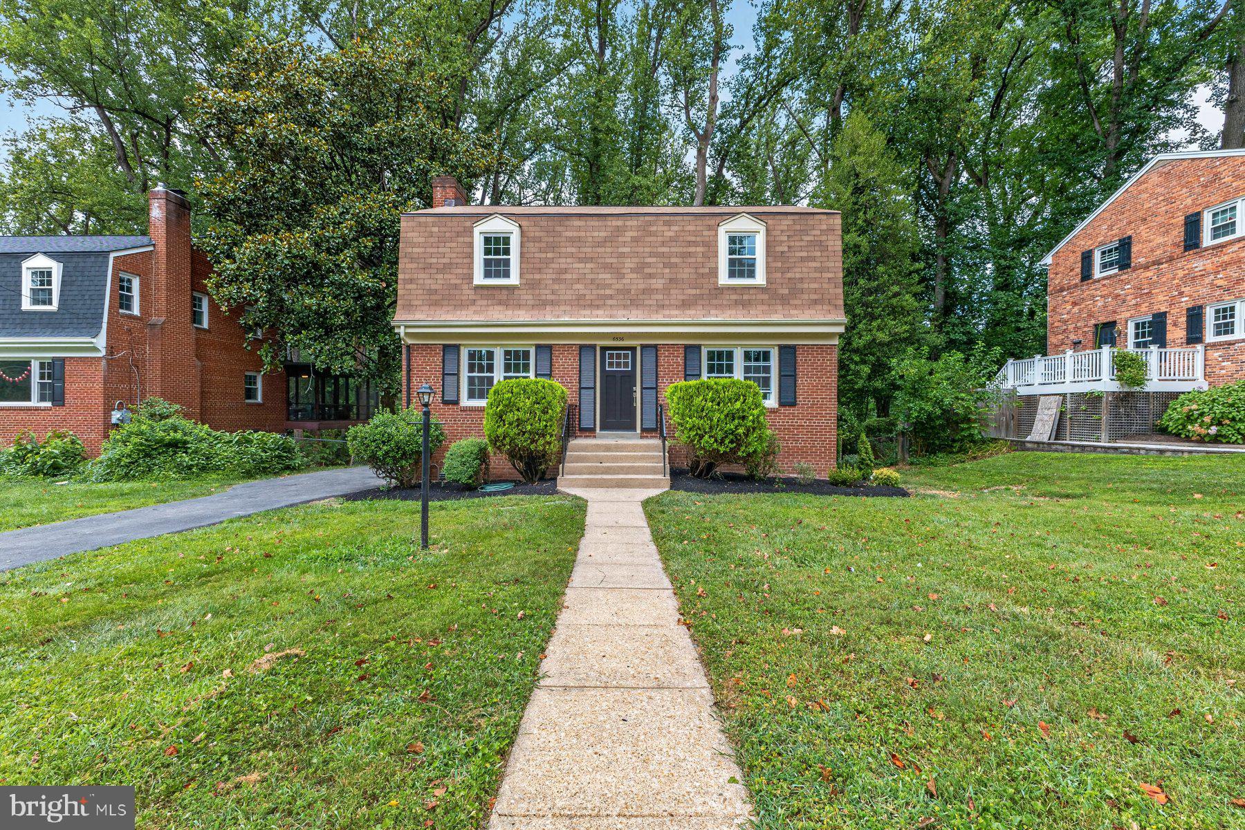 6536 OAKWOOD DRIVE