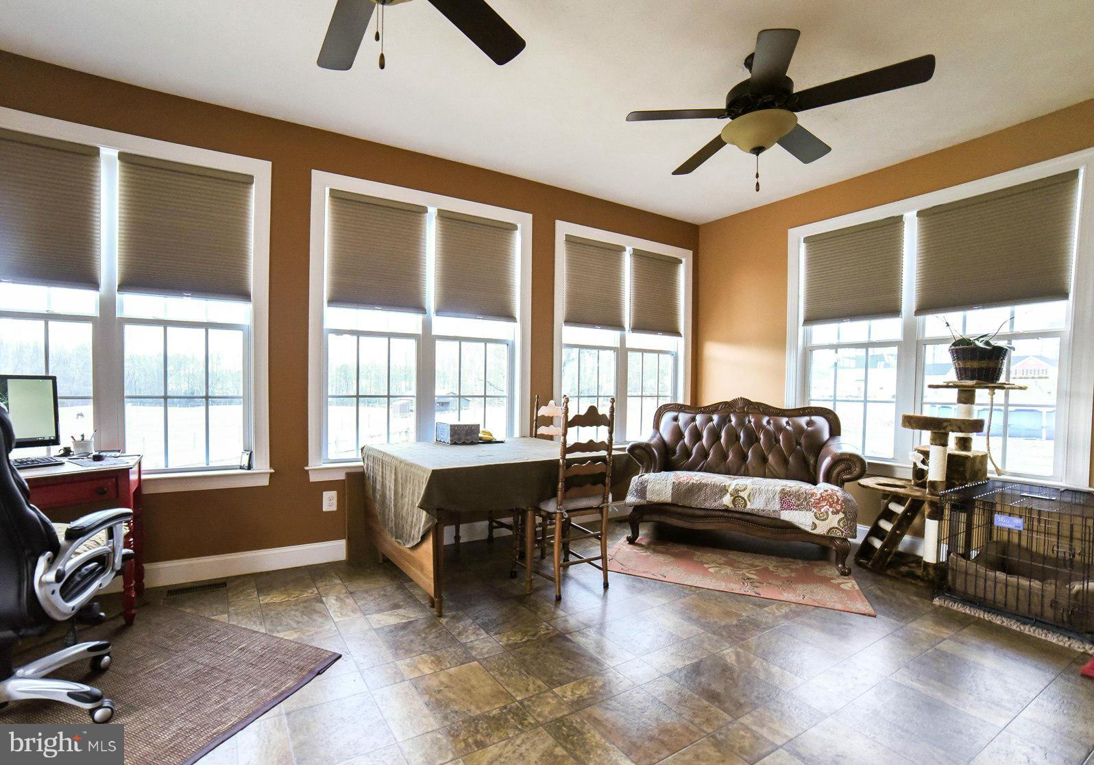 GRANDVIEW HAVEN - Farm