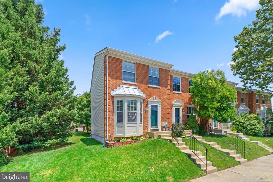 OFFERS DUE SUNDAY 7/16 BY 6PM***Stunning end unit townhome featuring 3 bedrooms, 2.5 bathrooms, a modernized kitchen, fresh paint, new carpet, exquisite flooring, and ample storage. The lower level boasts a brand-new sump pump, half bath and awaits the personal finishing touches of its new owner. Enjoy the spacious outdoor deck overlooking the serene open space. Don't miss the opportunity to view this captivating home before it's too late. Perfectly situated in the highly desirable Columbia area.