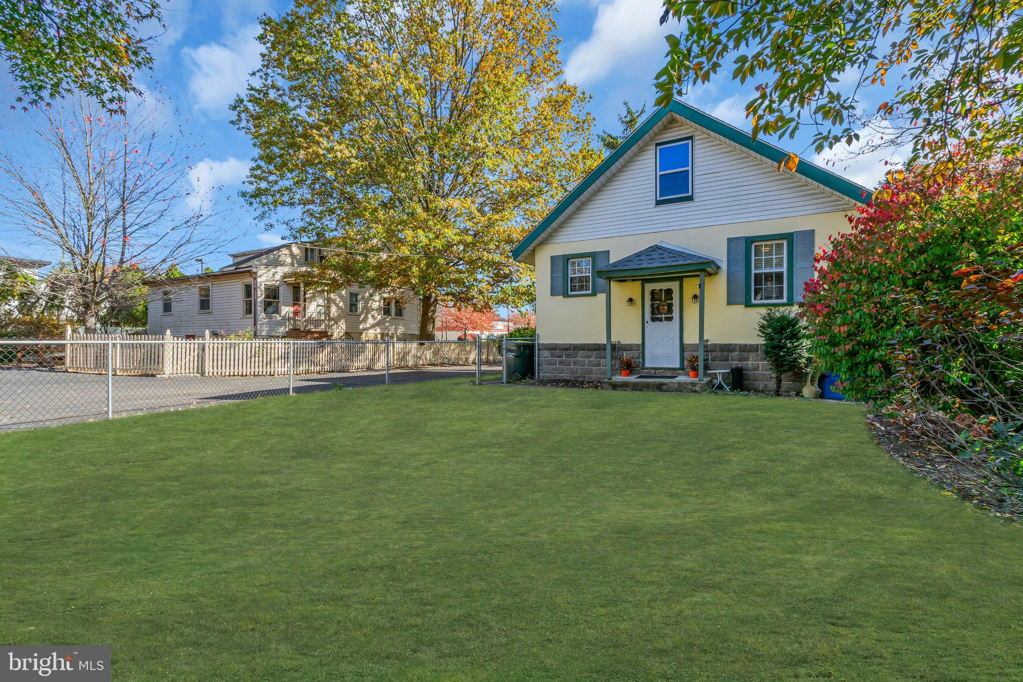 SYCAMORE FARM - Residential