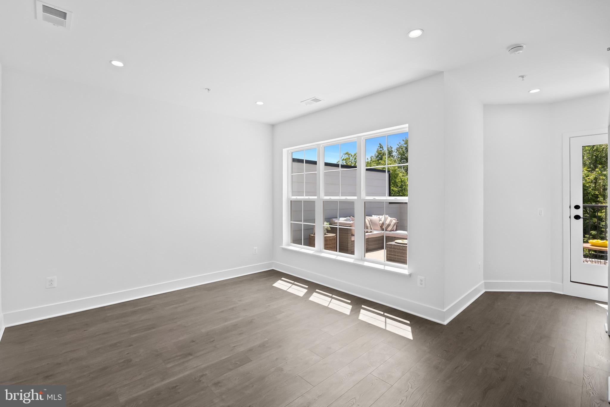 FARMSTEAD DISTRICT - Residential