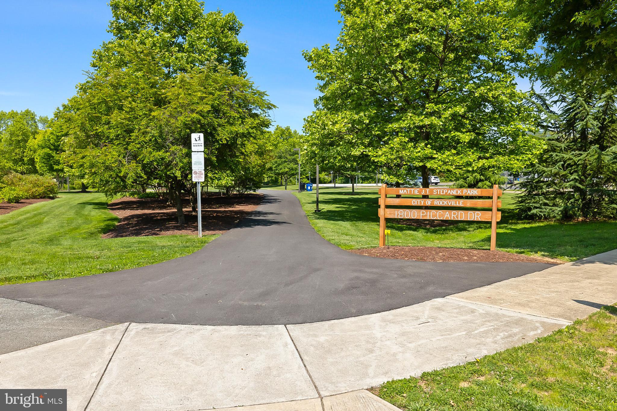 FARMSTEAD DISTRICT - Residential
