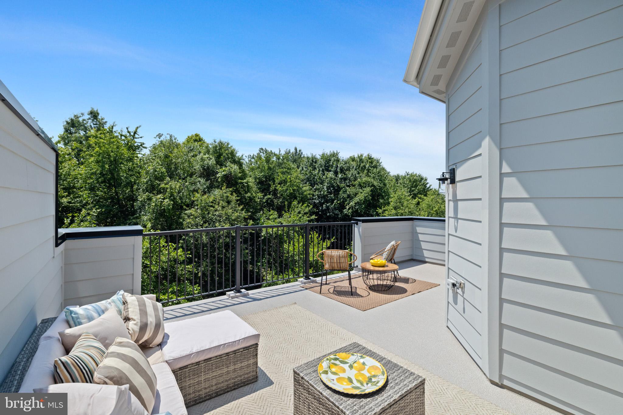 FARMSTEAD DISTRICT - Residential