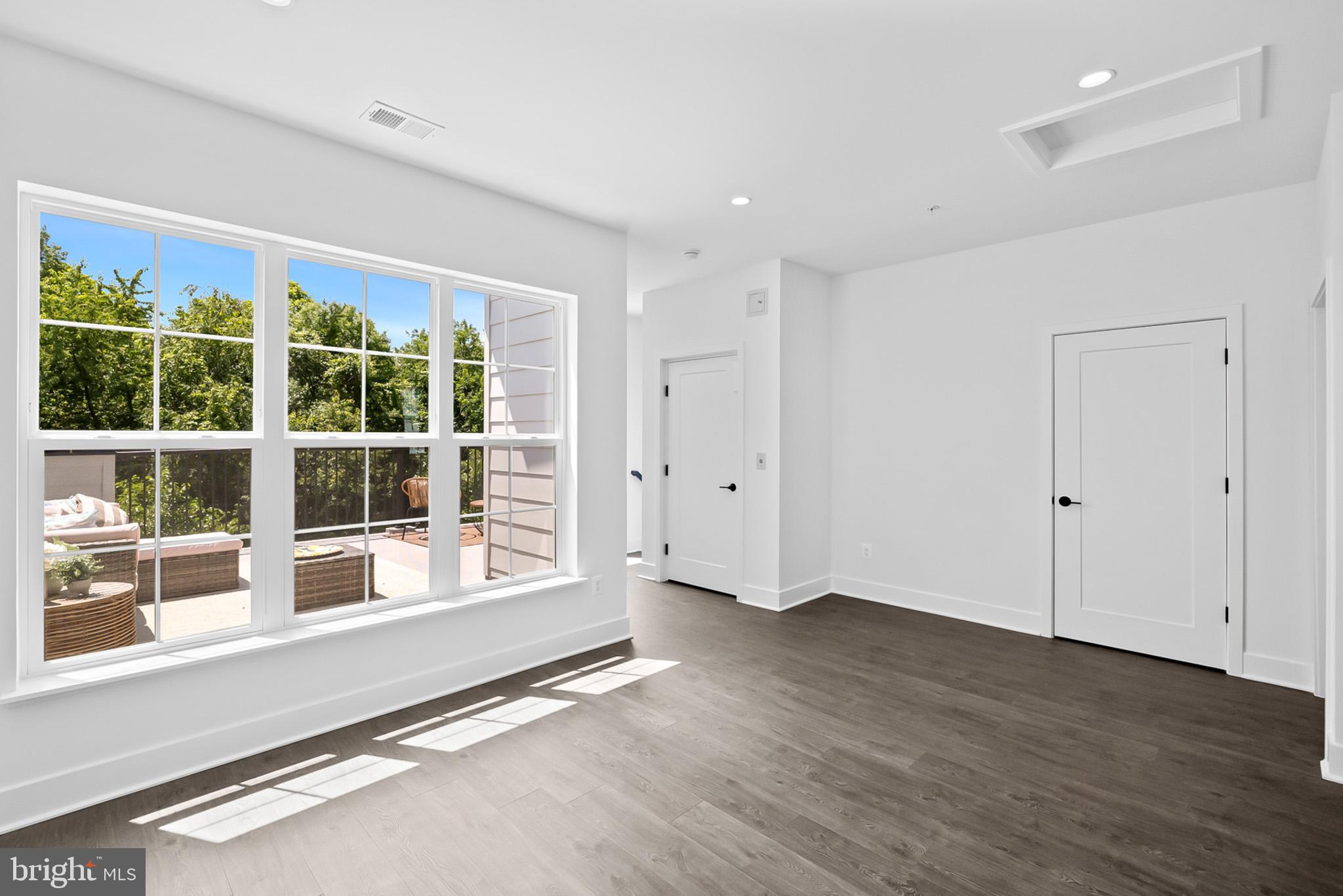 FARMSTEAD DISTRICT - Residential