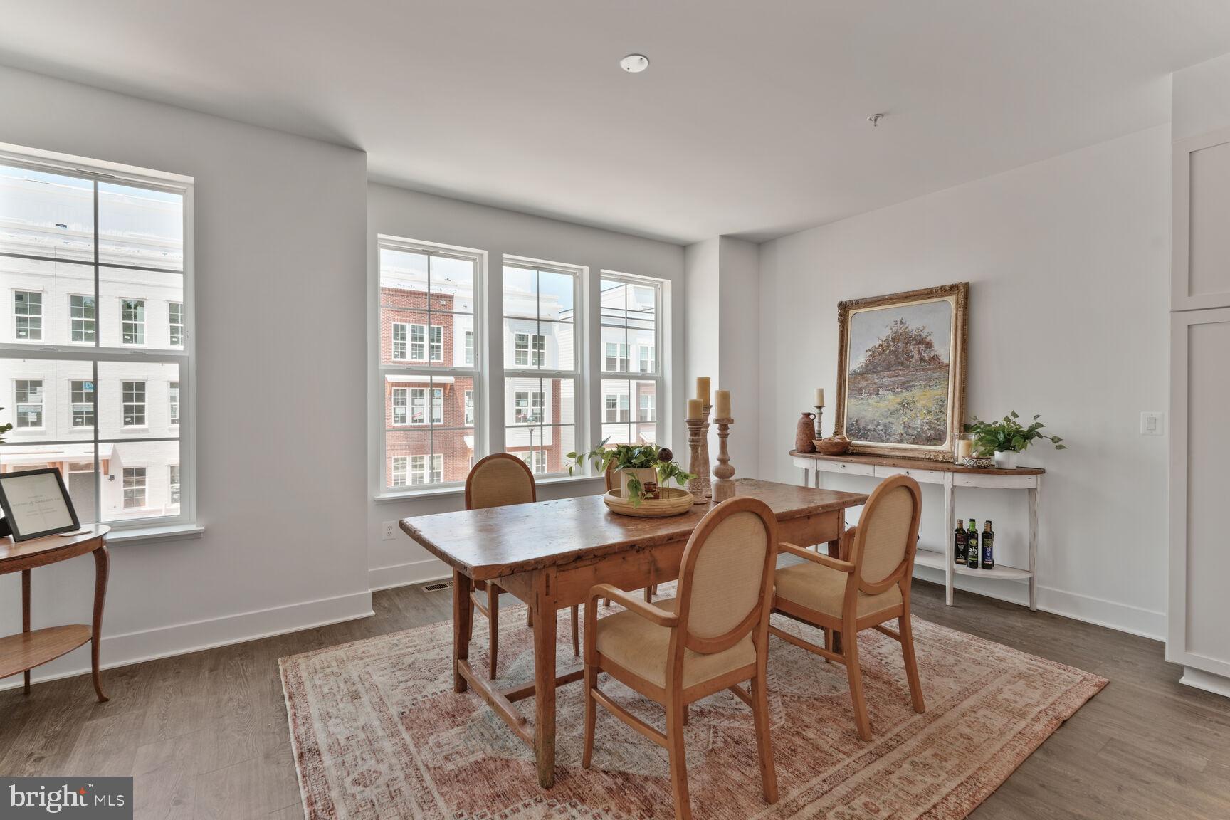 FARMSTEAD DISTRICT - Residential