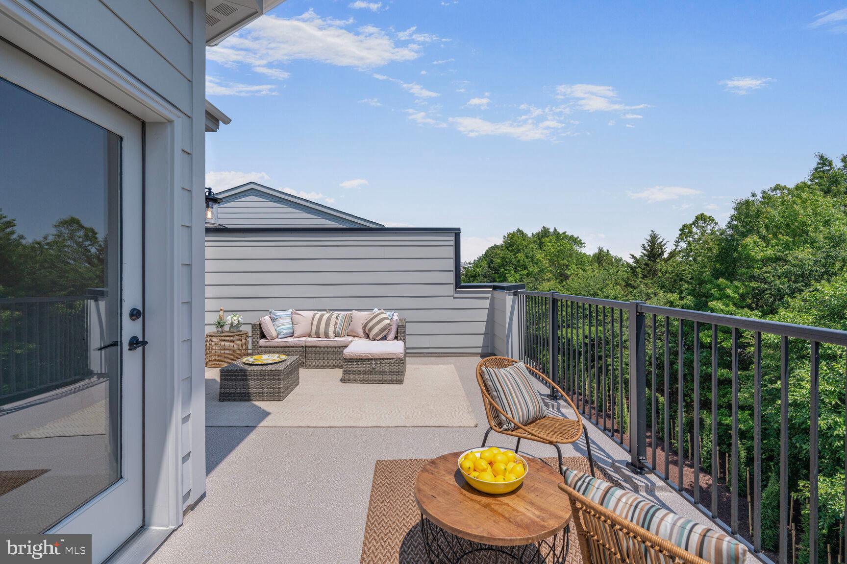 FARMSTEAD DISTRICT - Residential