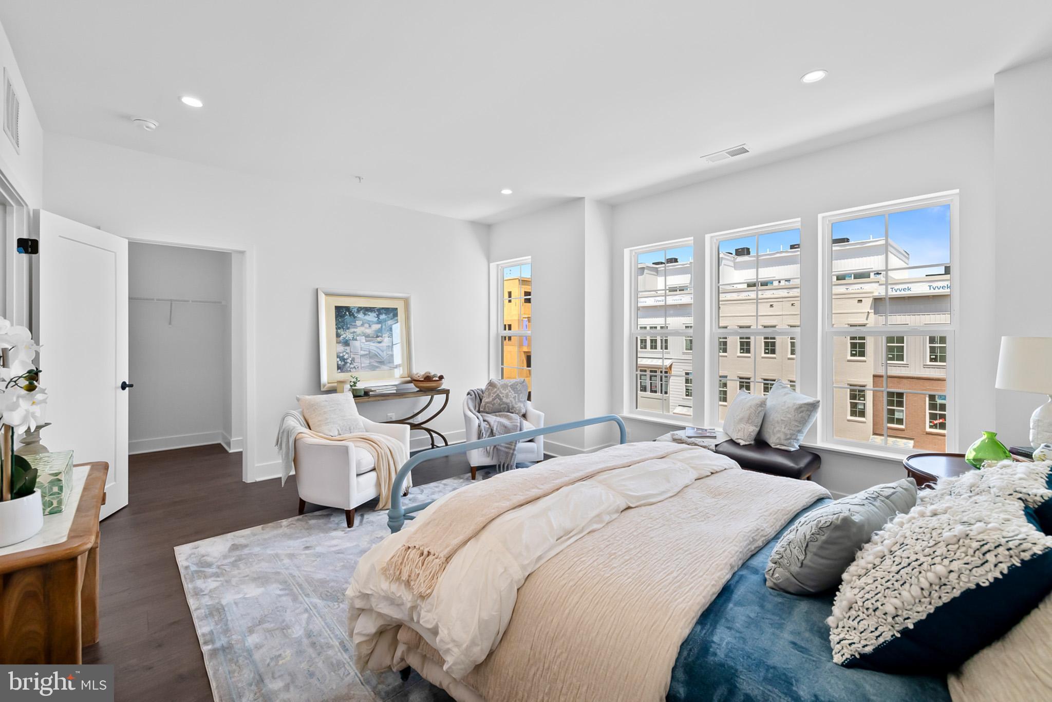 FARMSTEAD DISTRICT - Residential