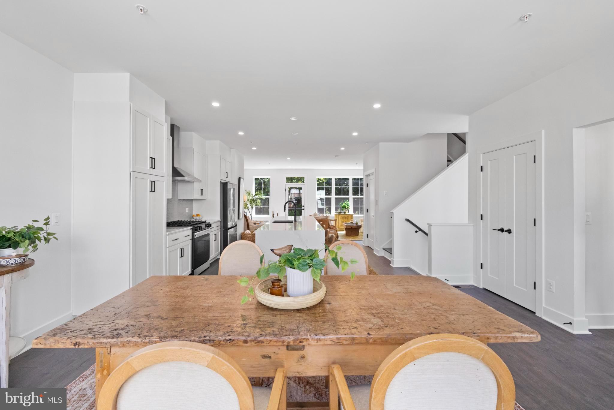 FARMSTEAD DISTRICT - Residential