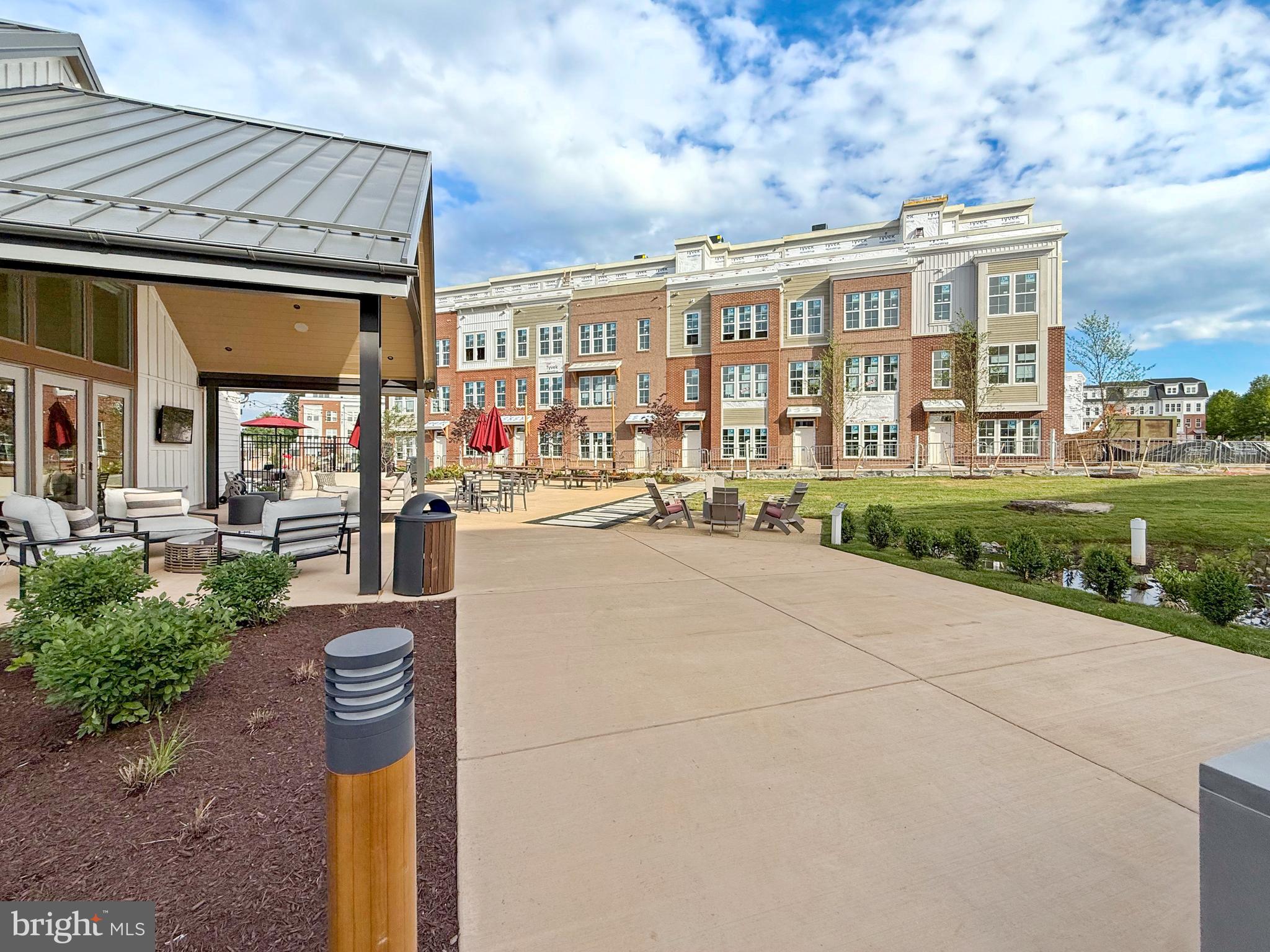 FARMSTEAD DISTRICT - Residential