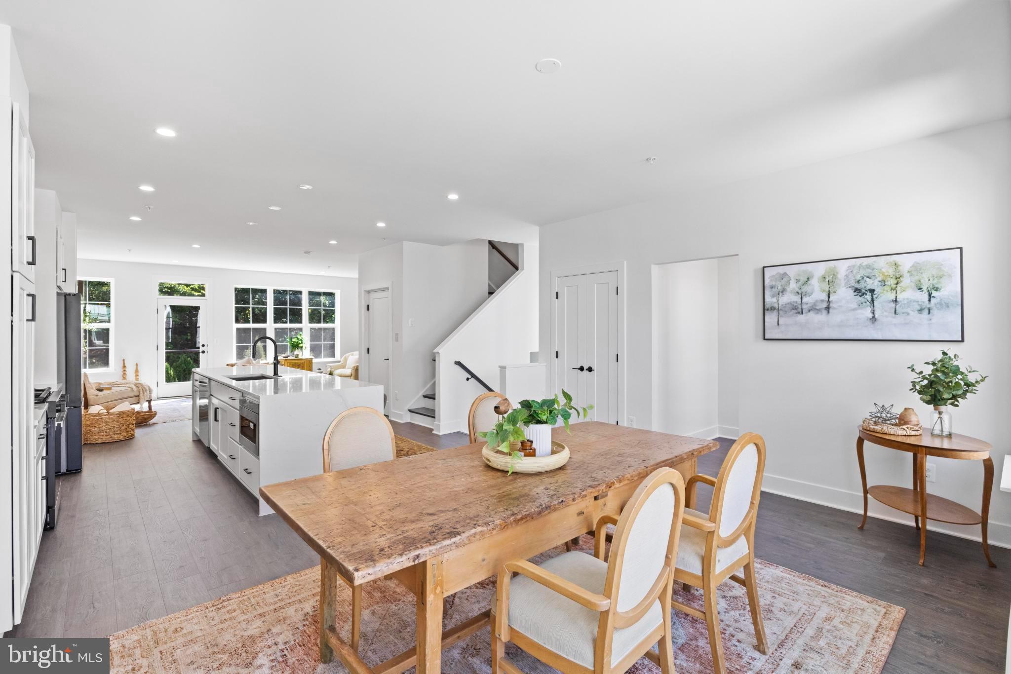 FARMSTEAD DISTRICT - Residential