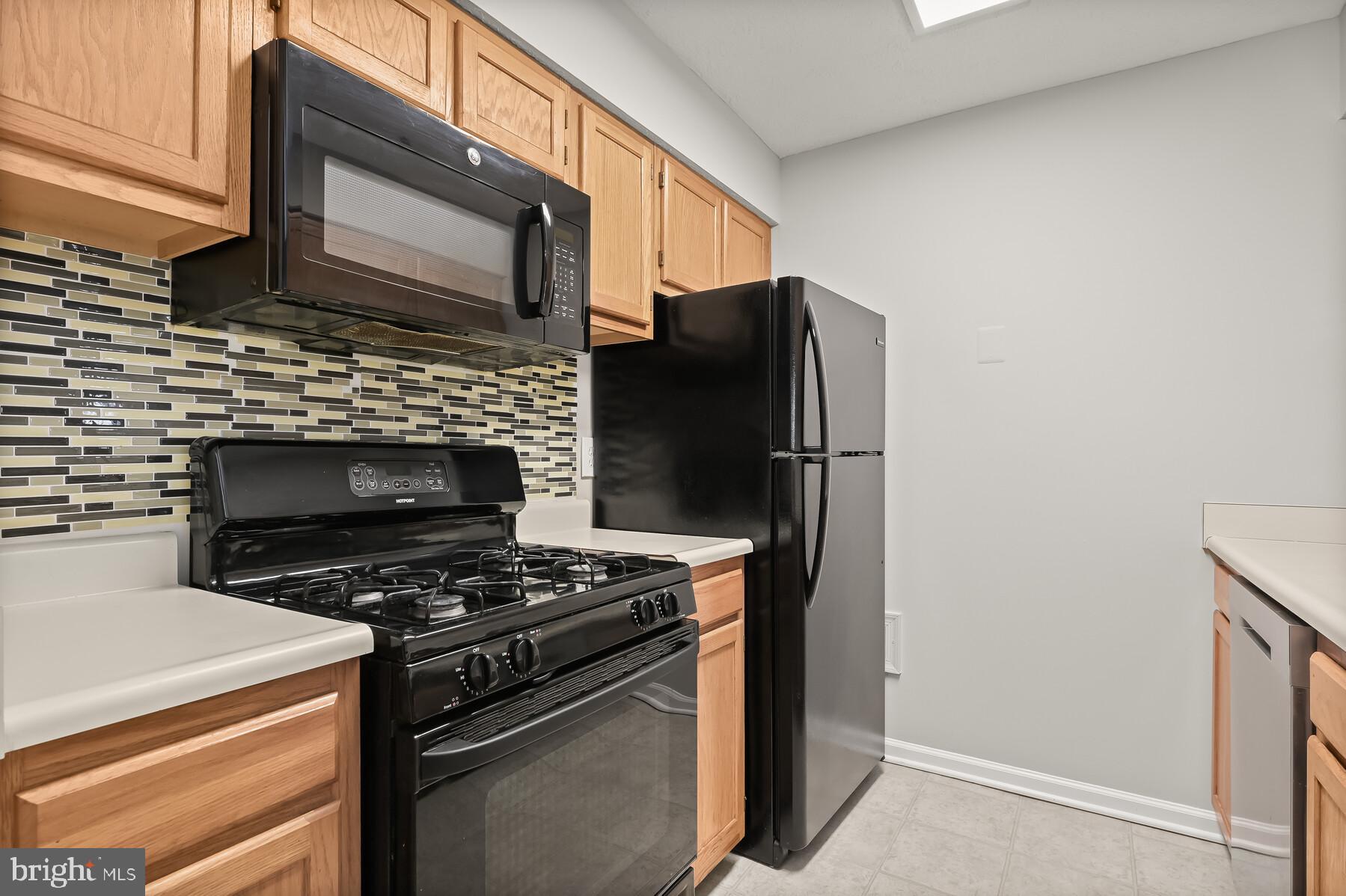 LARGO TOWN CENTER CONDOMINIUMS - Residential