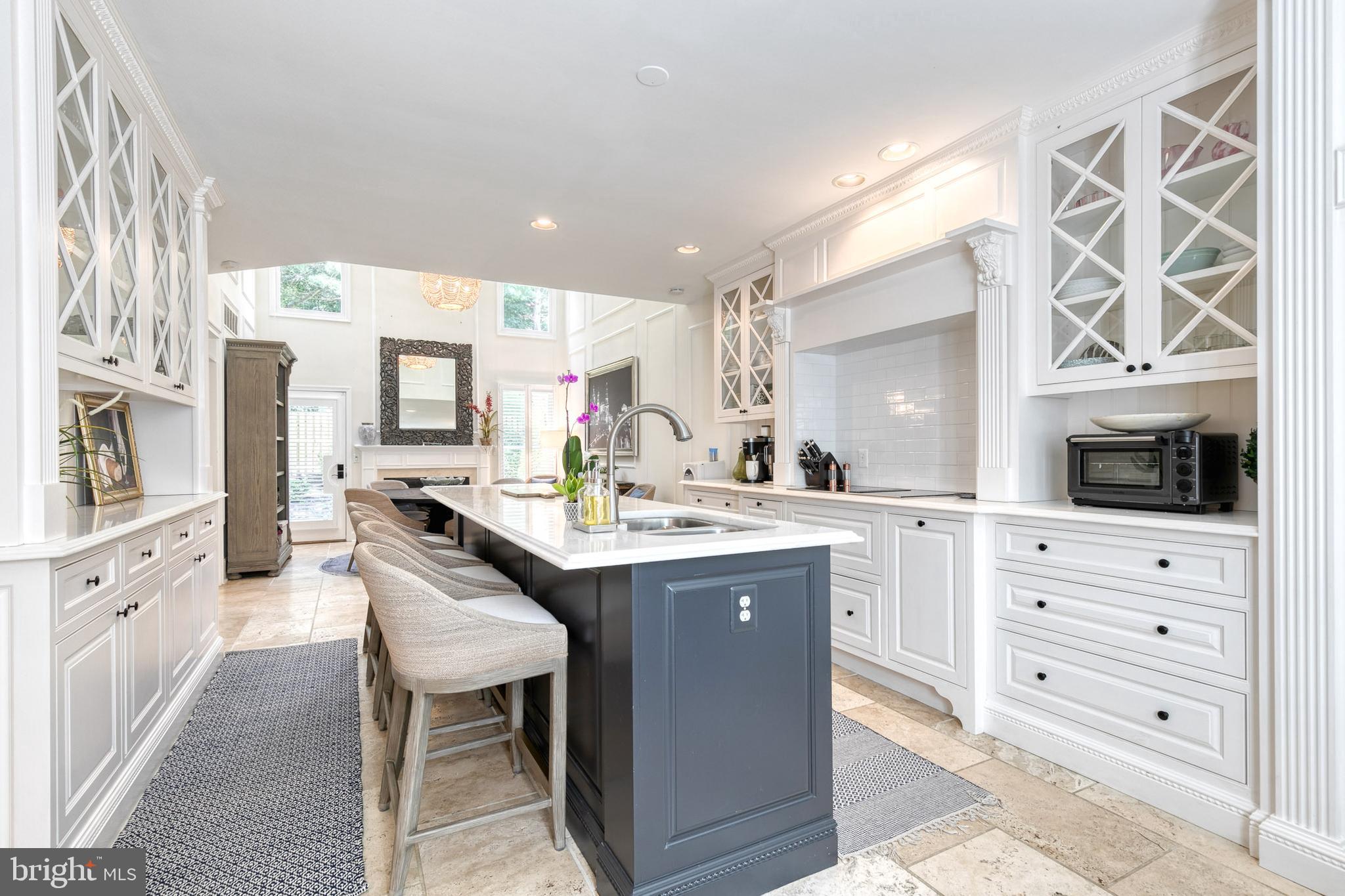 PEBBLE CREEK - Residential