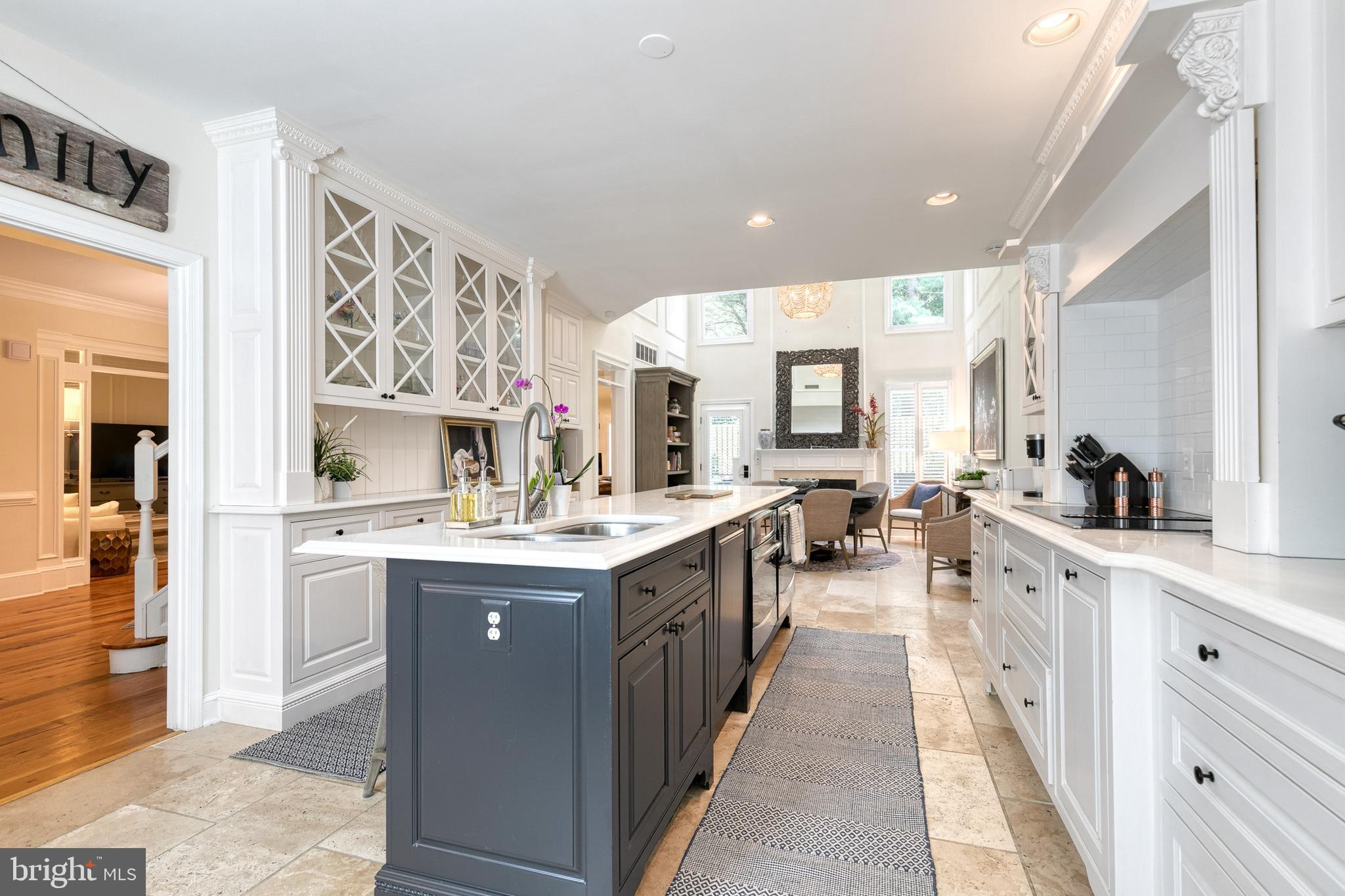 PEBBLE CREEK - Residential