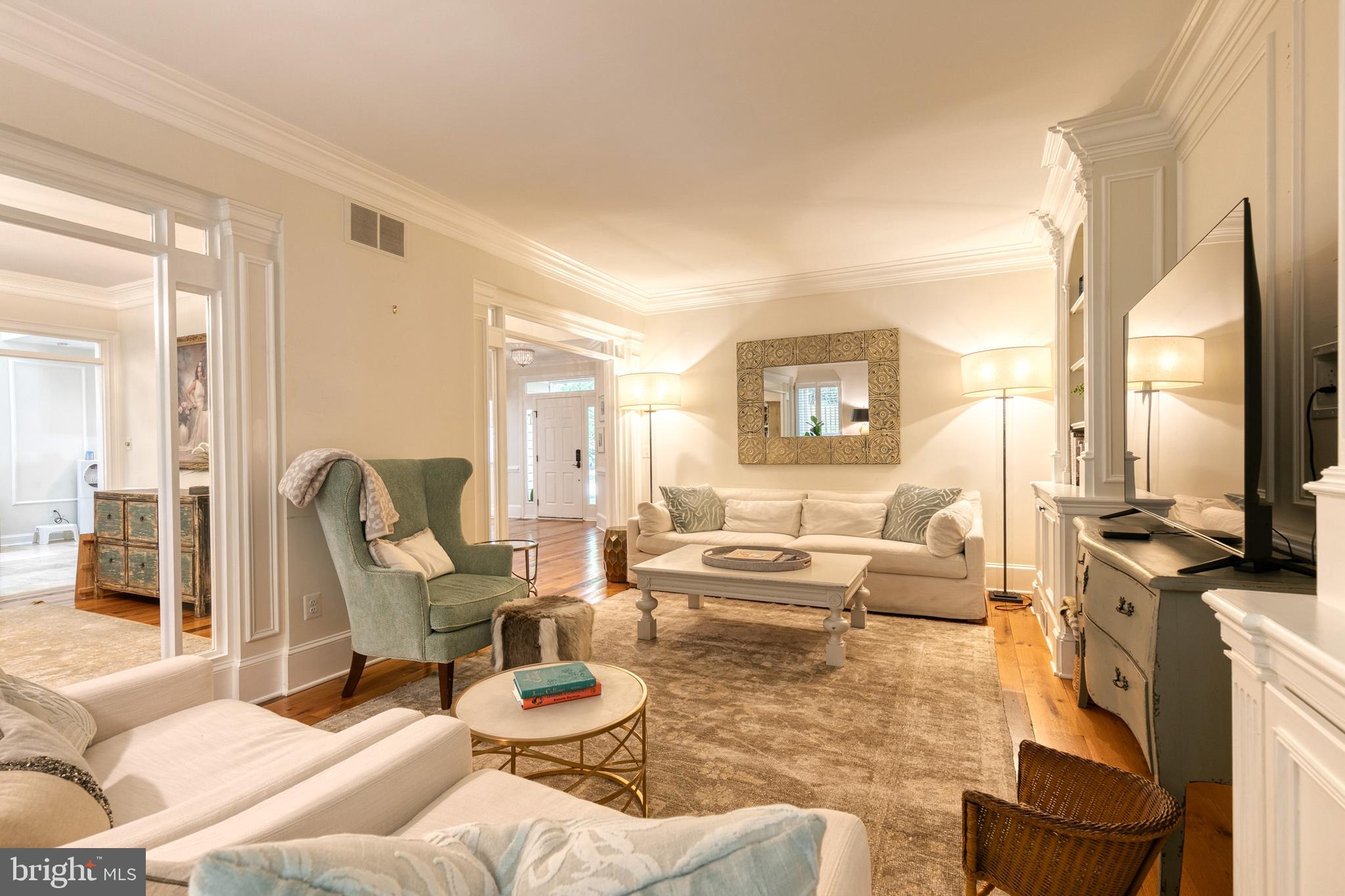 PEBBLE CREEK - Residential