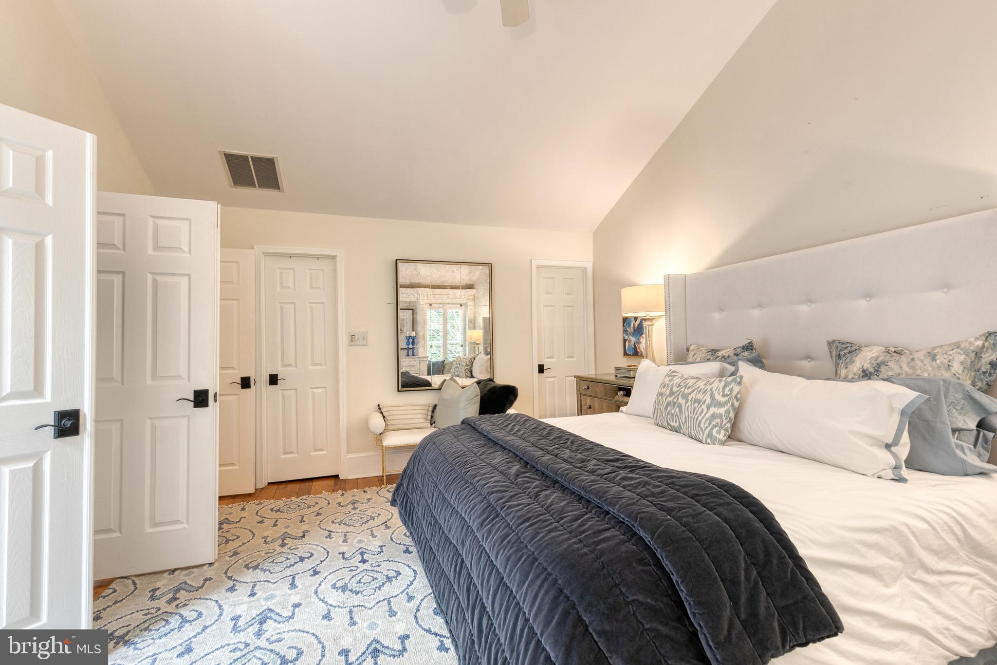 PEBBLE CREEK - Residential