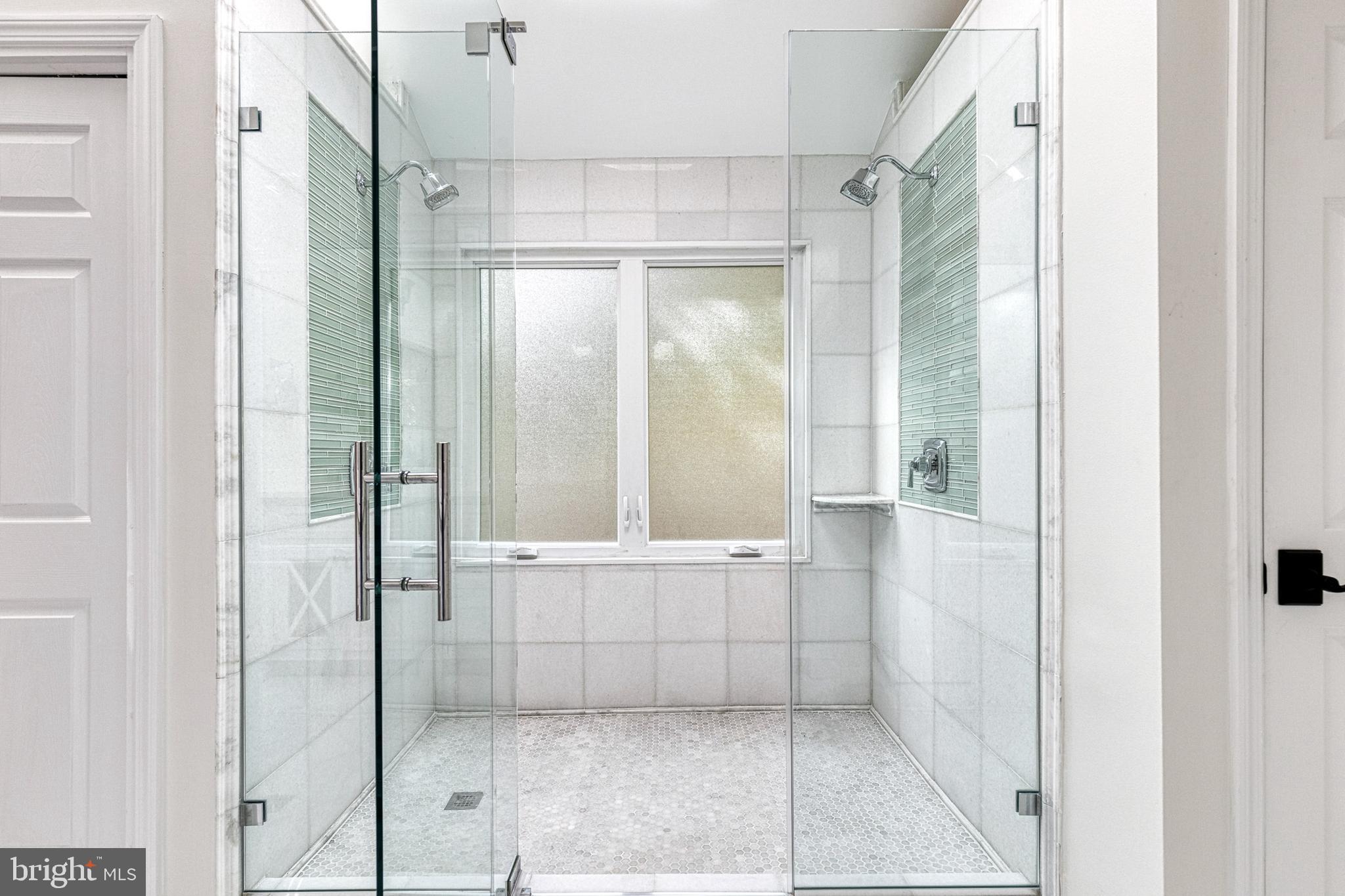 PEBBLE CREEK - Residential