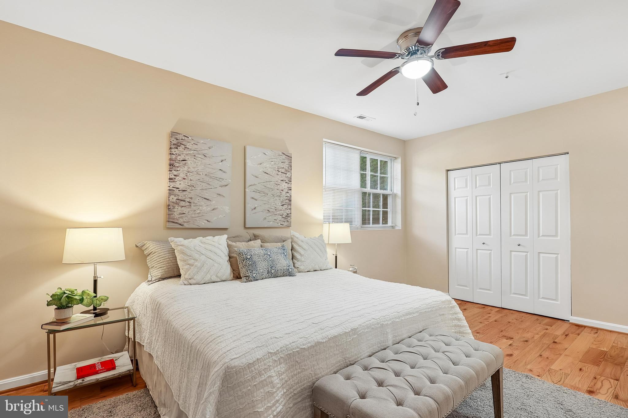 STONEHAVEN MEWS IN CROFTON VILLAGE - Residential