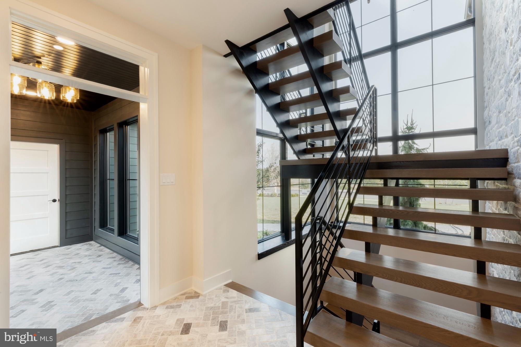 FARM CREST - Residential