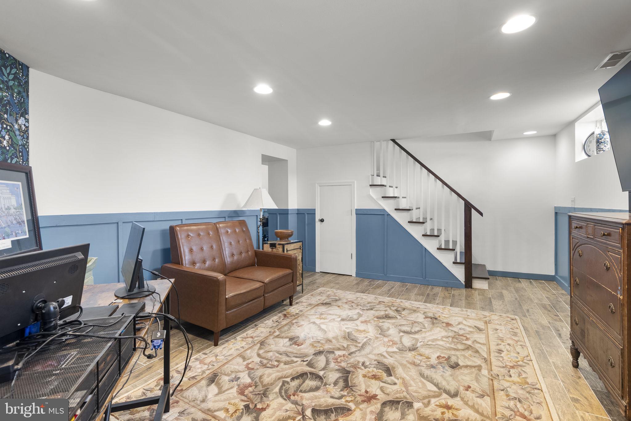 INDIAN SPRING - Residential