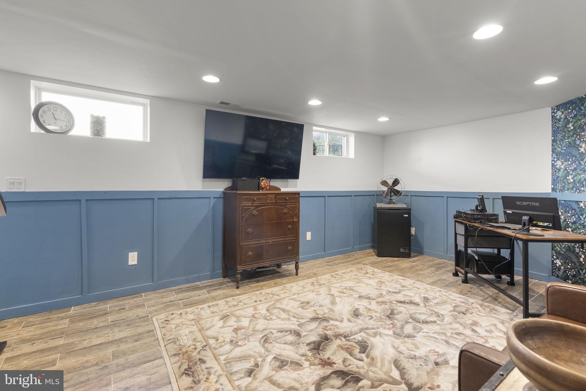 INDIAN SPRING - Residential