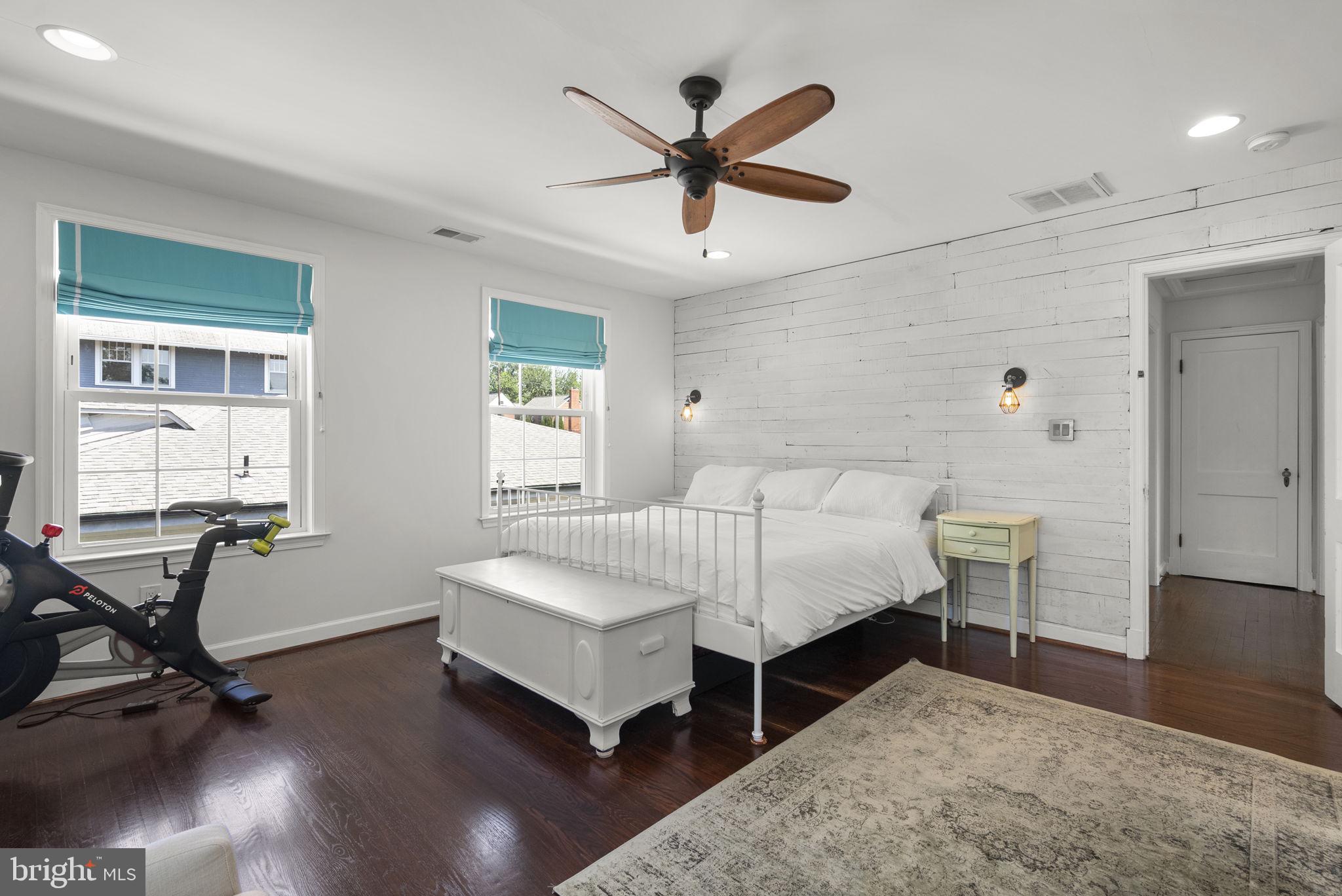 INDIAN SPRING - Residential