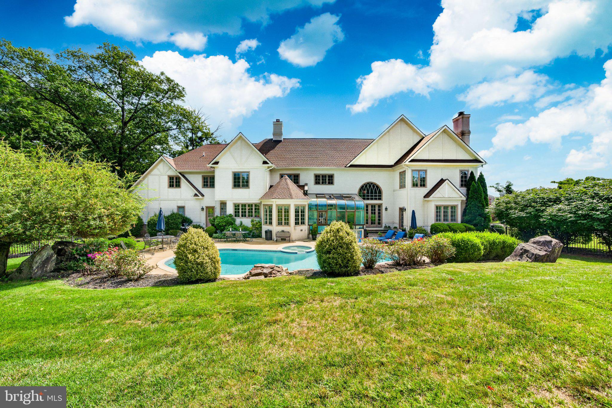 105 SPRING HUNT LANE