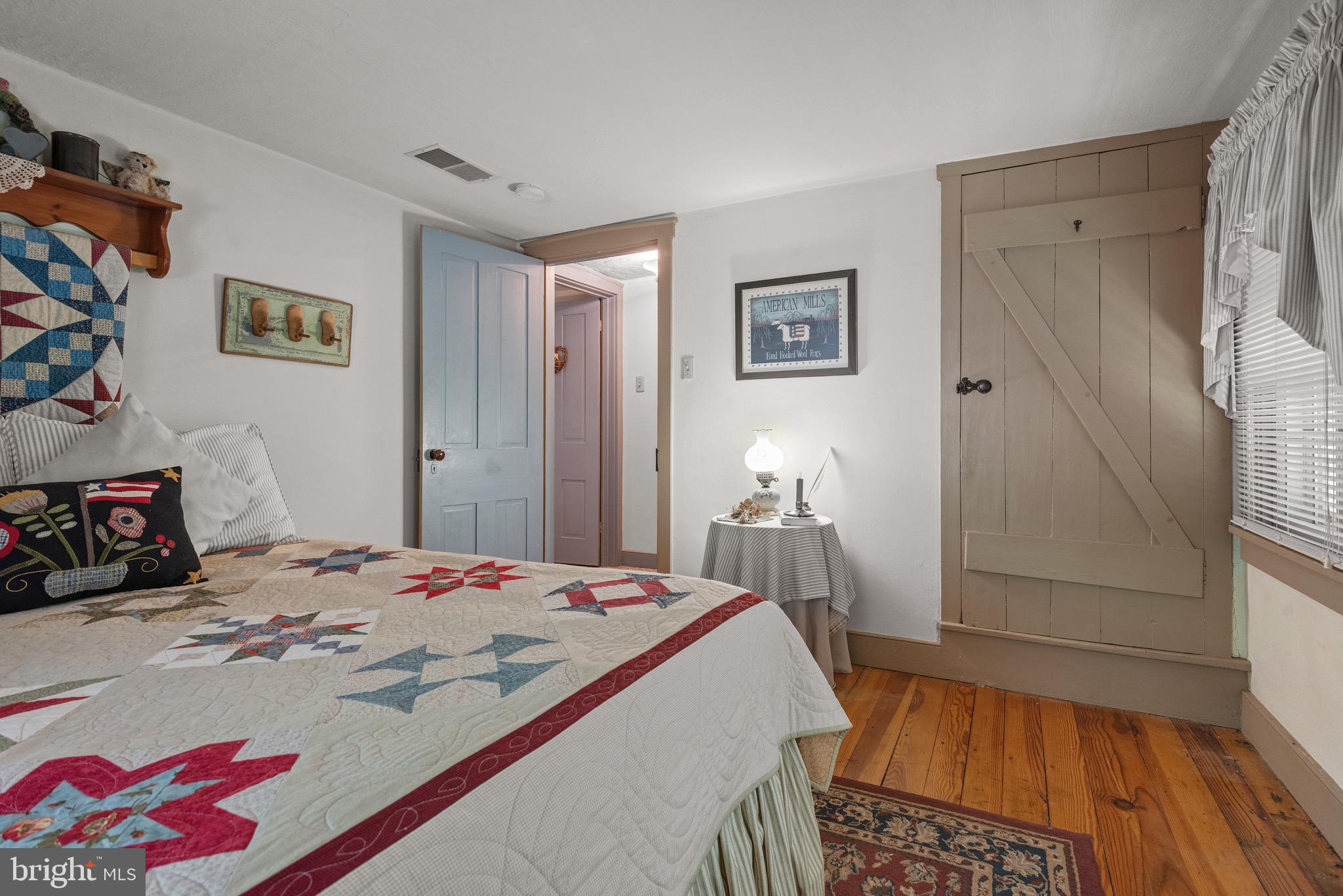 WHITE OAK - Residential