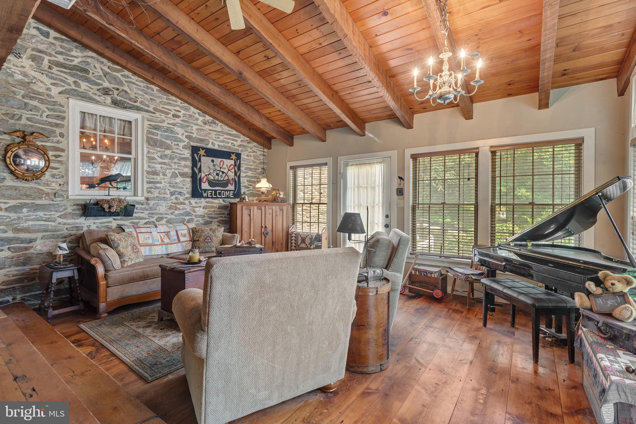 WHITE OAK - Residential