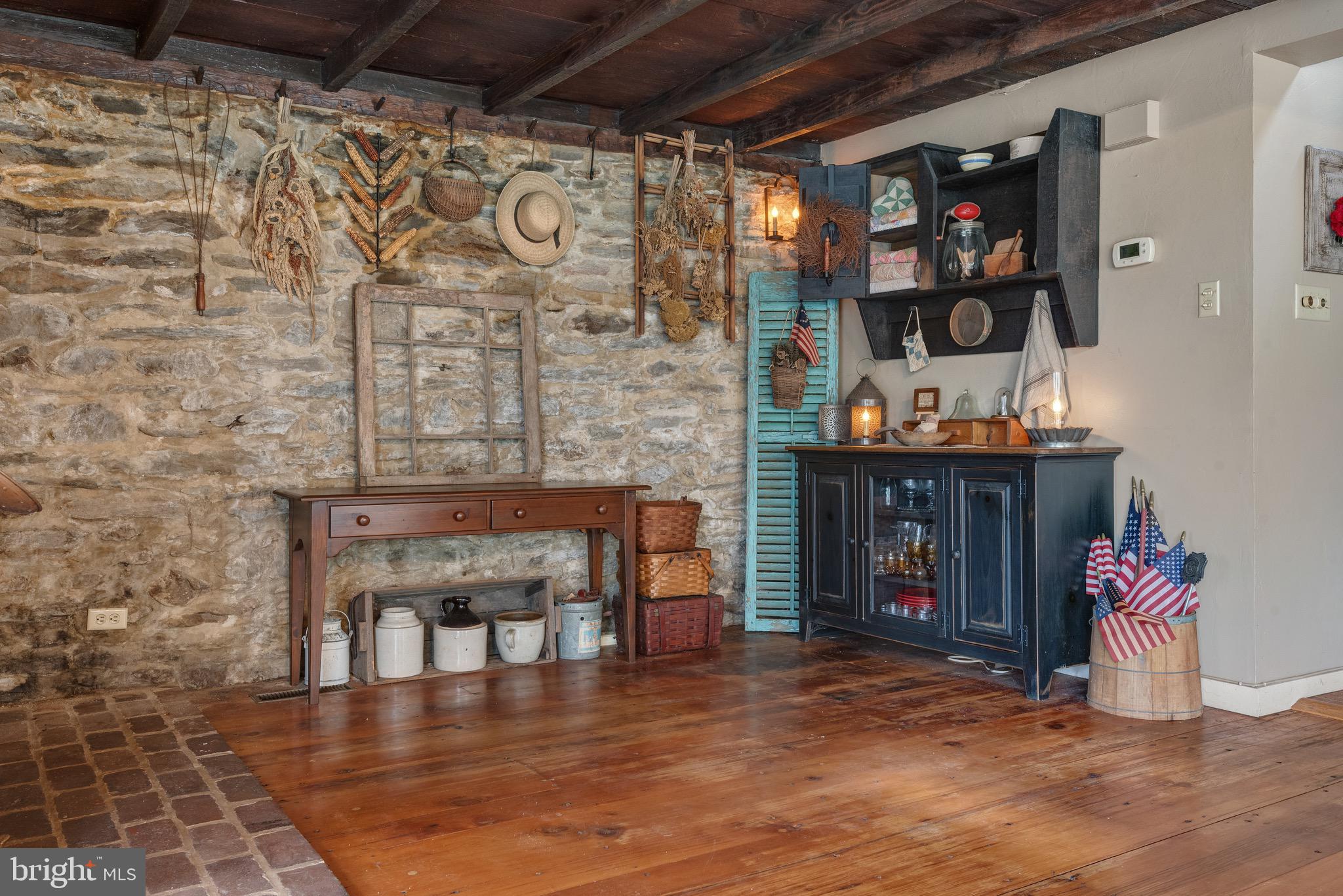 WHITE OAK - Residential