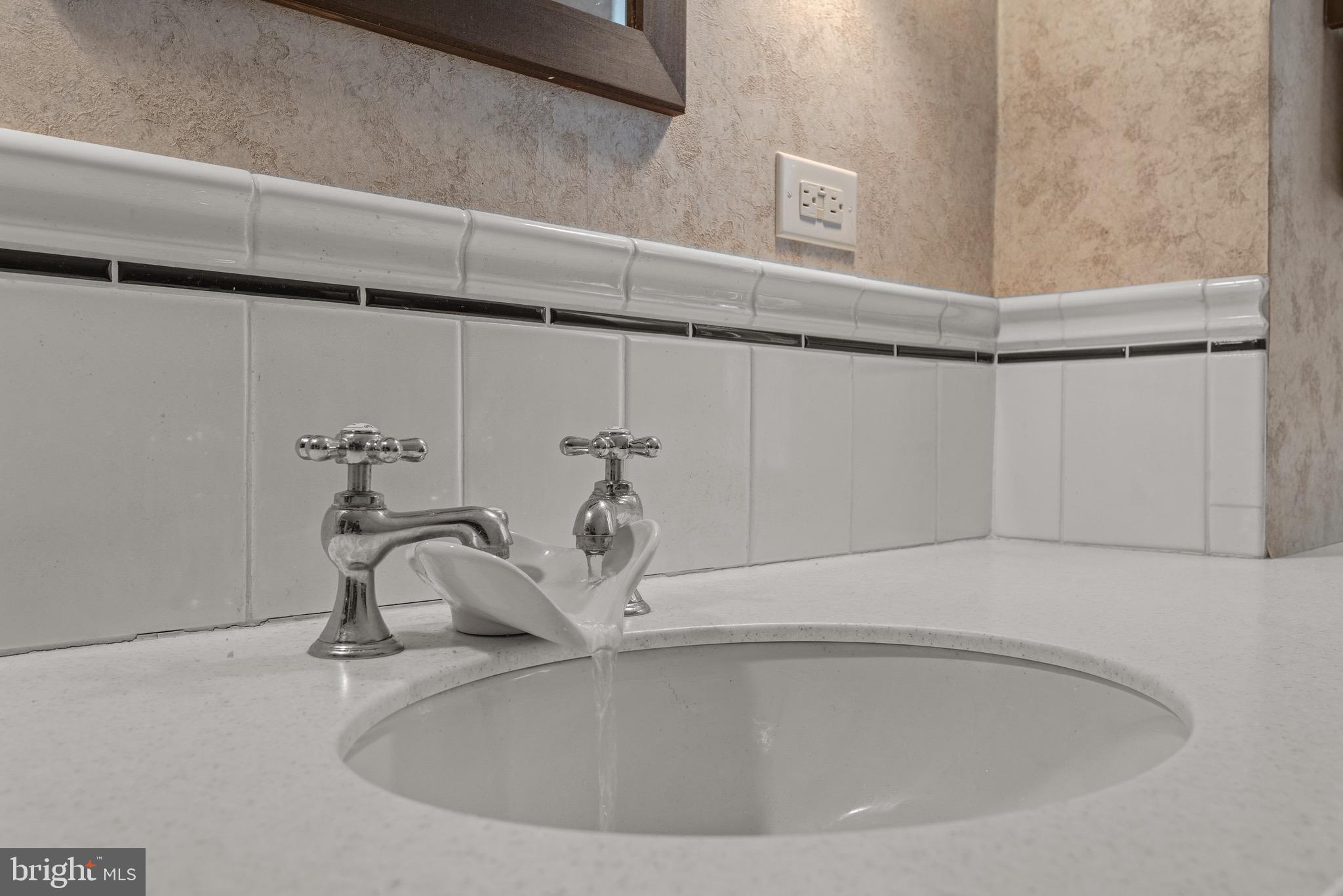 WHITE OAK - Residential