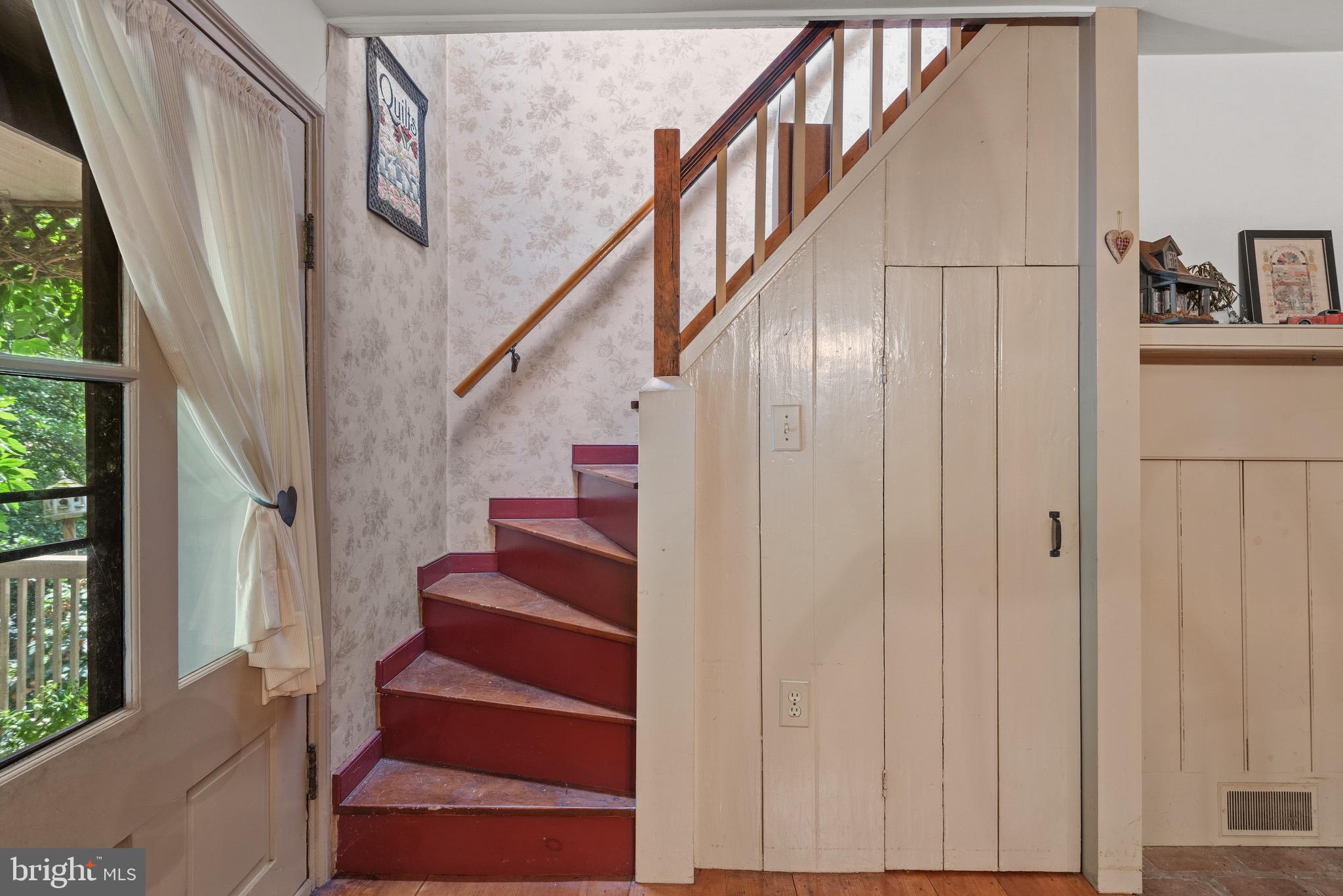 WHITE OAK - Residential