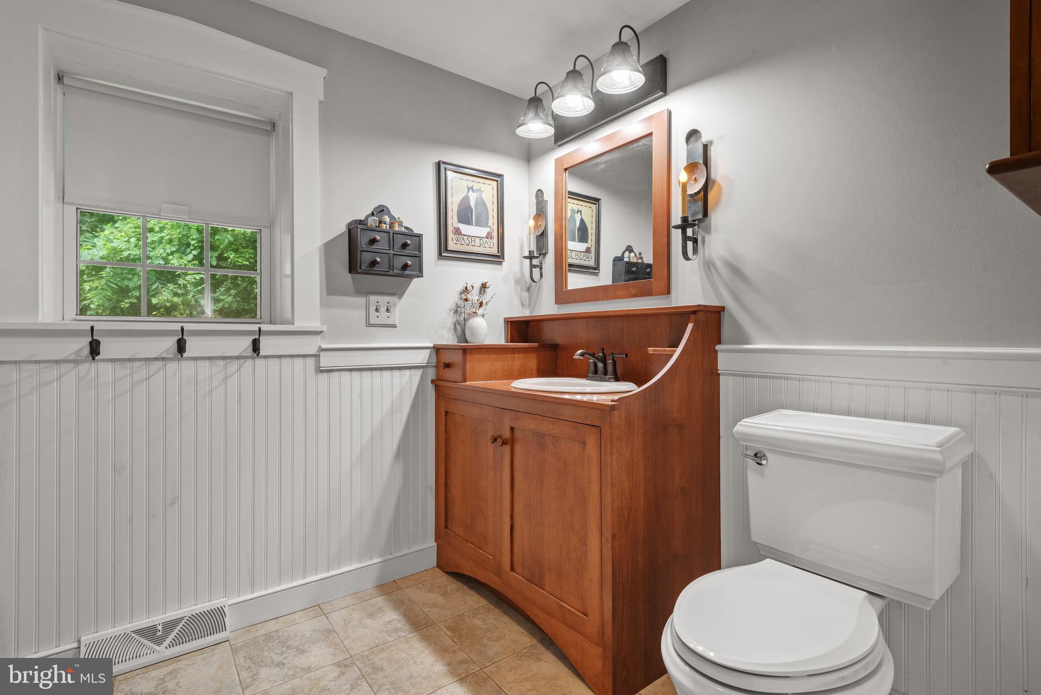 WHITE OAK - Residential