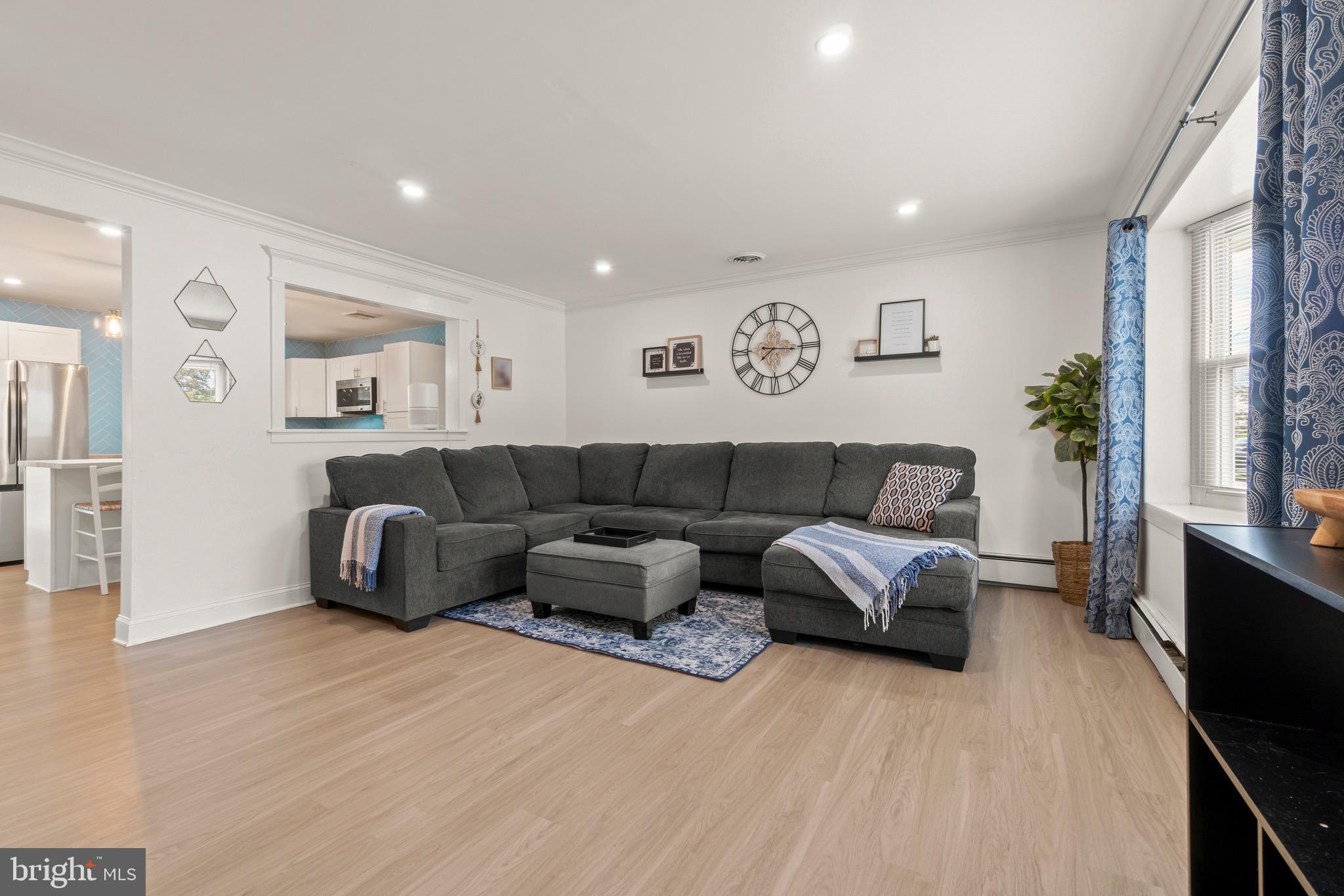 807 MARKET AVE