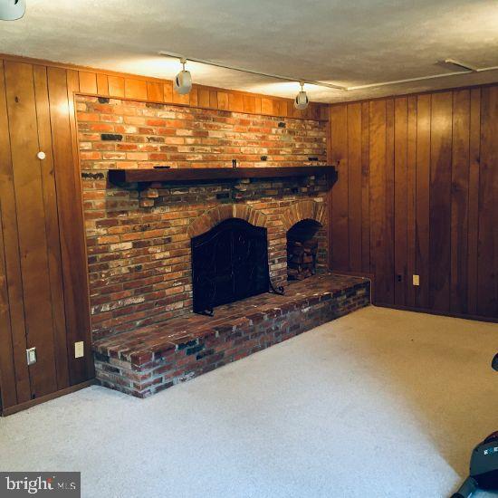 STONEHURST - Residential Lease