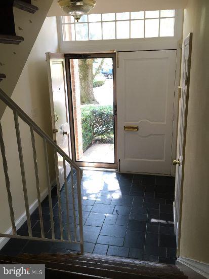 STONEHURST - Residential Lease